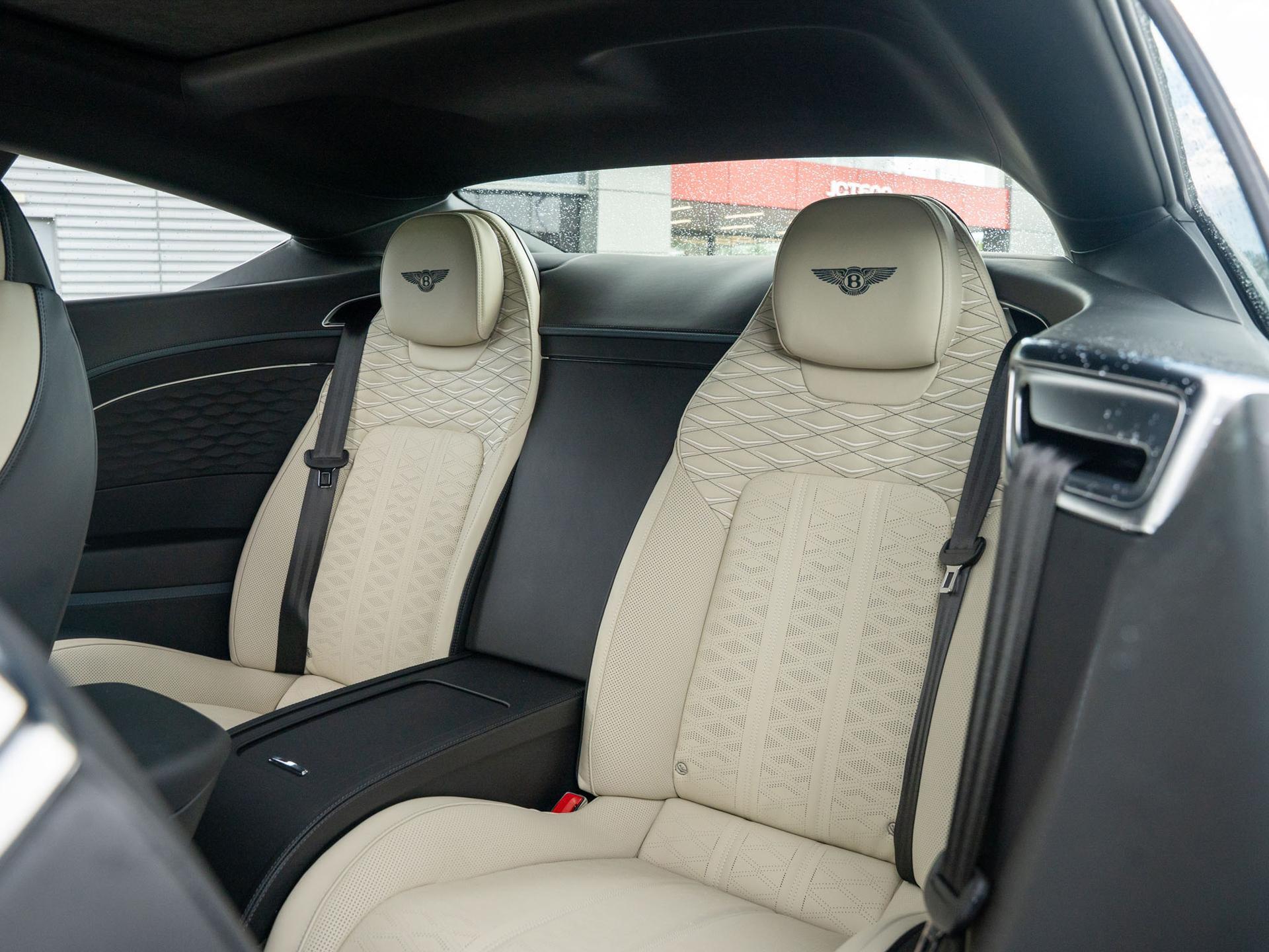 Bentley Continental view 20