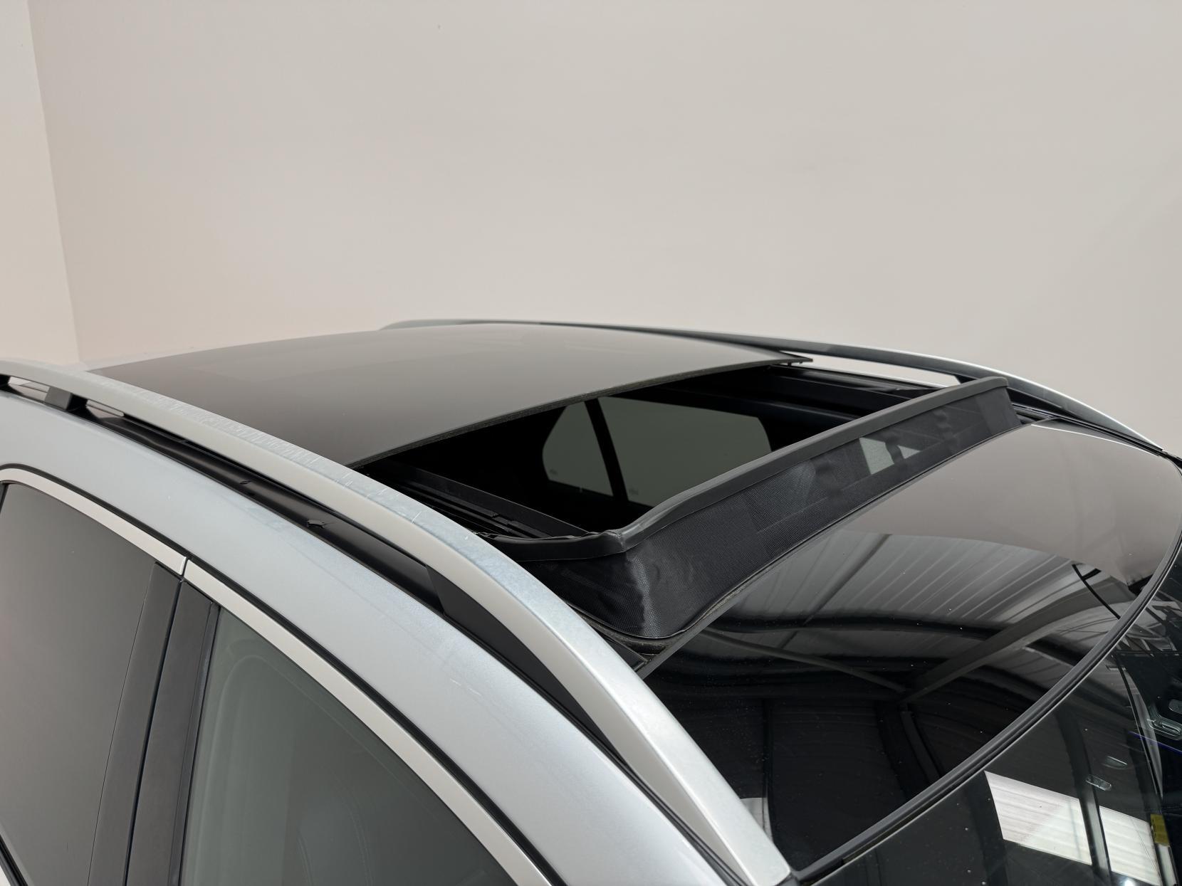 Mercedes-Benz Gle view 3