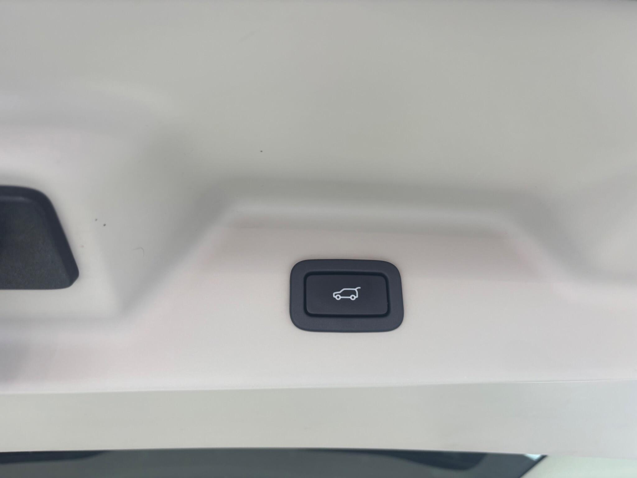 Land Rover Range Rover view 44