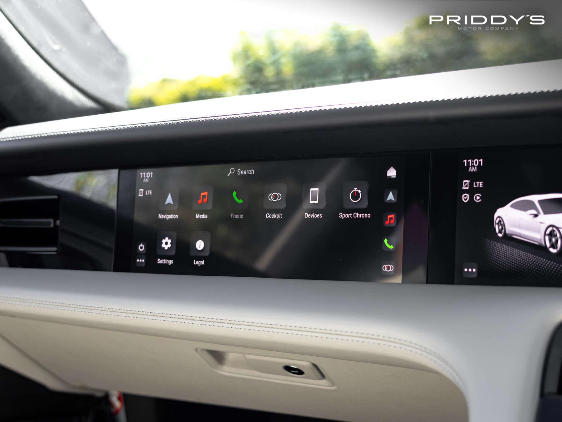 Porsche Taycan view 72