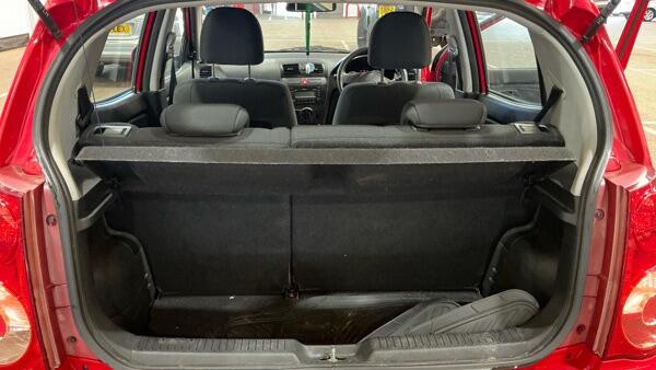 Kia Picanto view 11