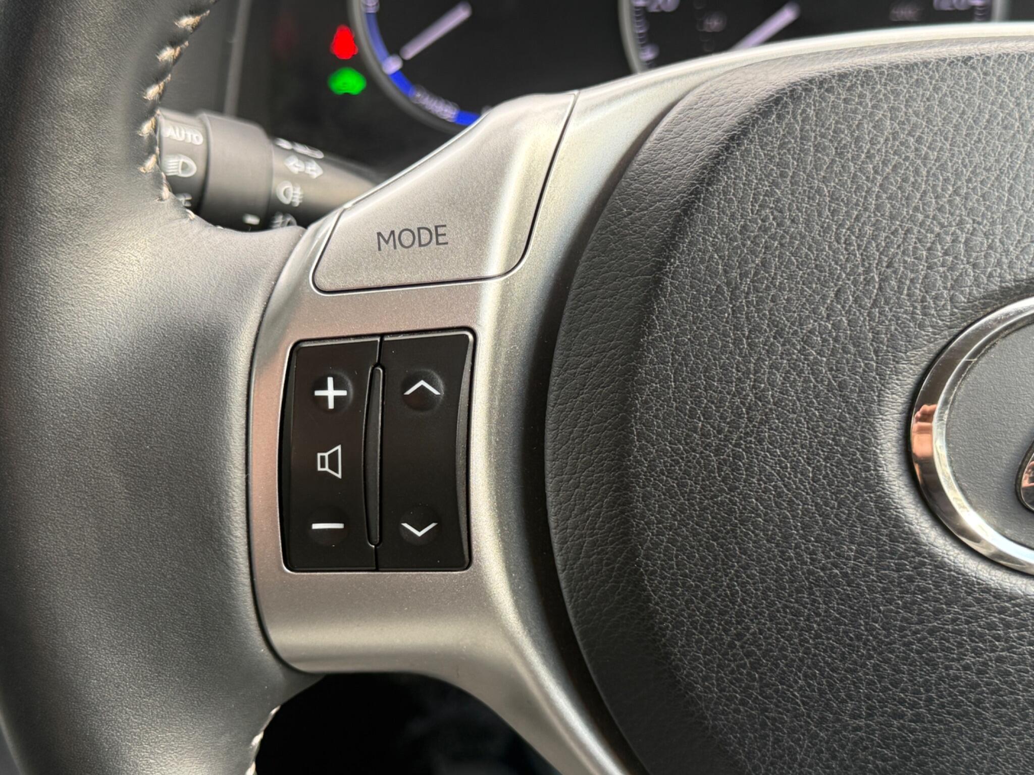 Lexus CT - Image 69
