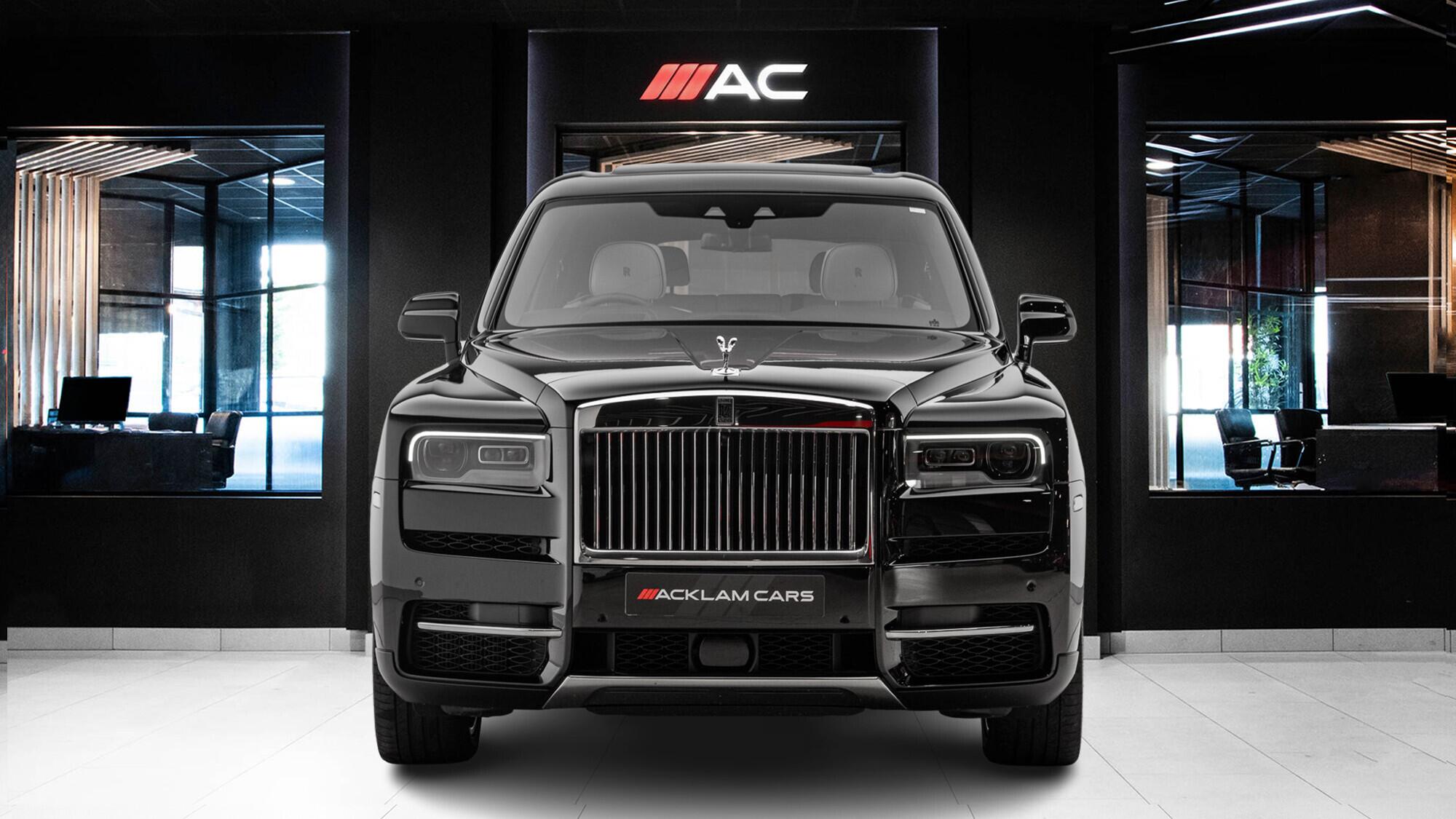 Rolls-Royce Cullinan view 2