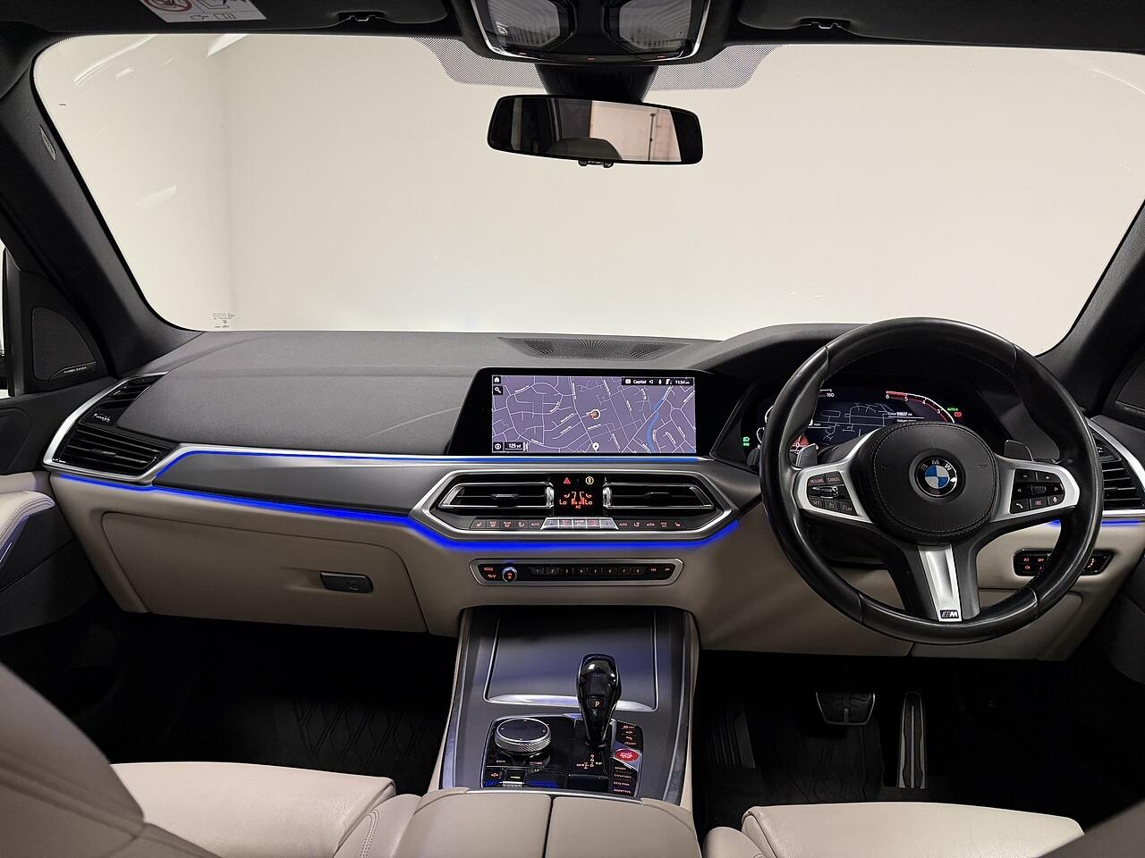 BMW X5 view 21