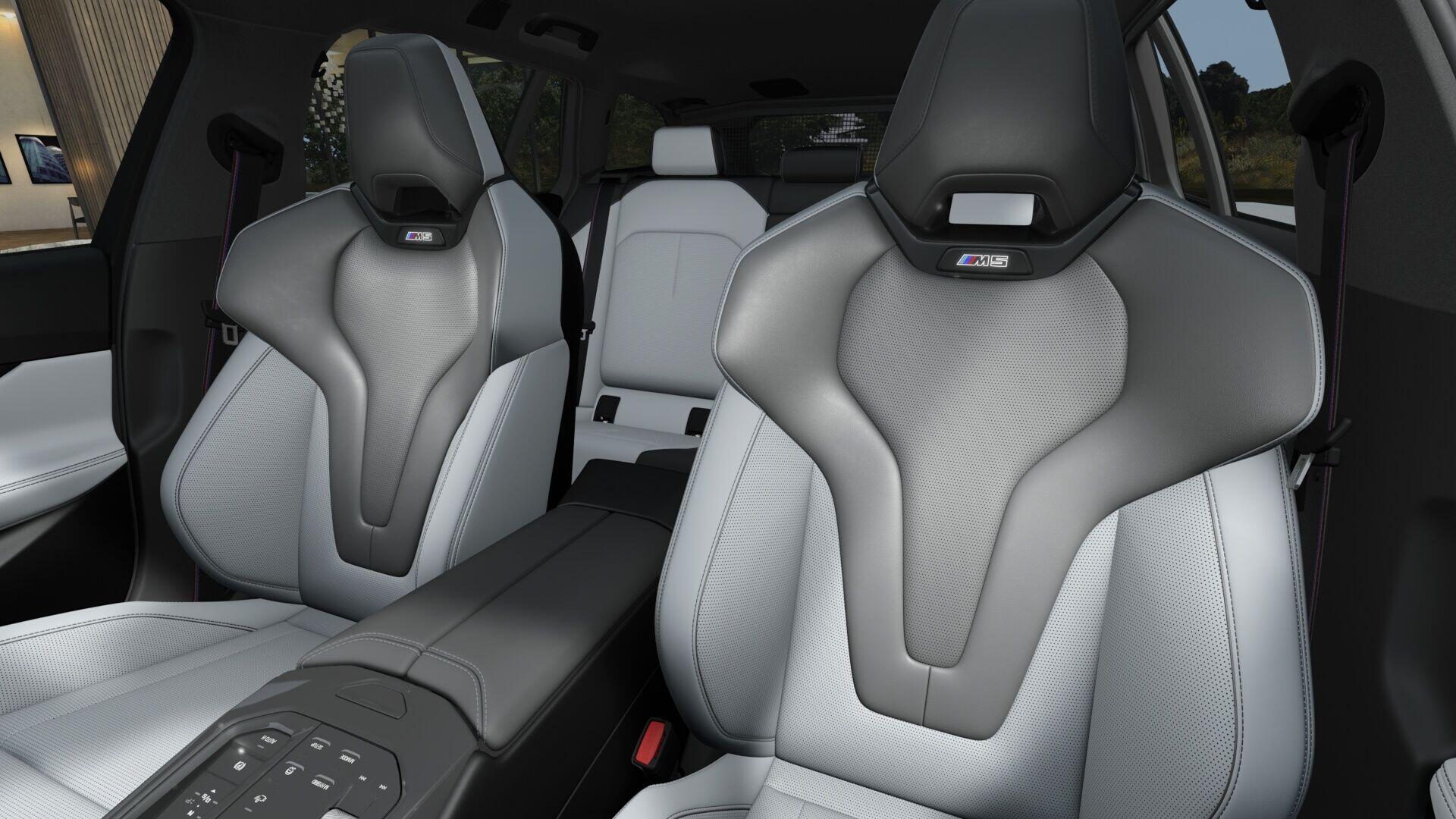 BMW M5 view 10