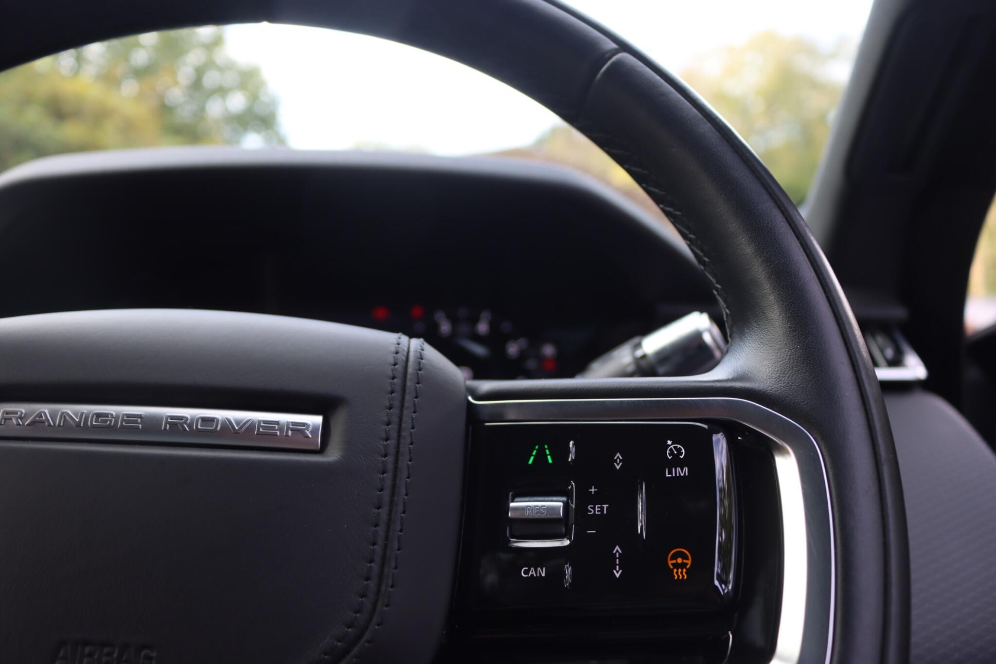 Land Rover Range Rover Velar view 44