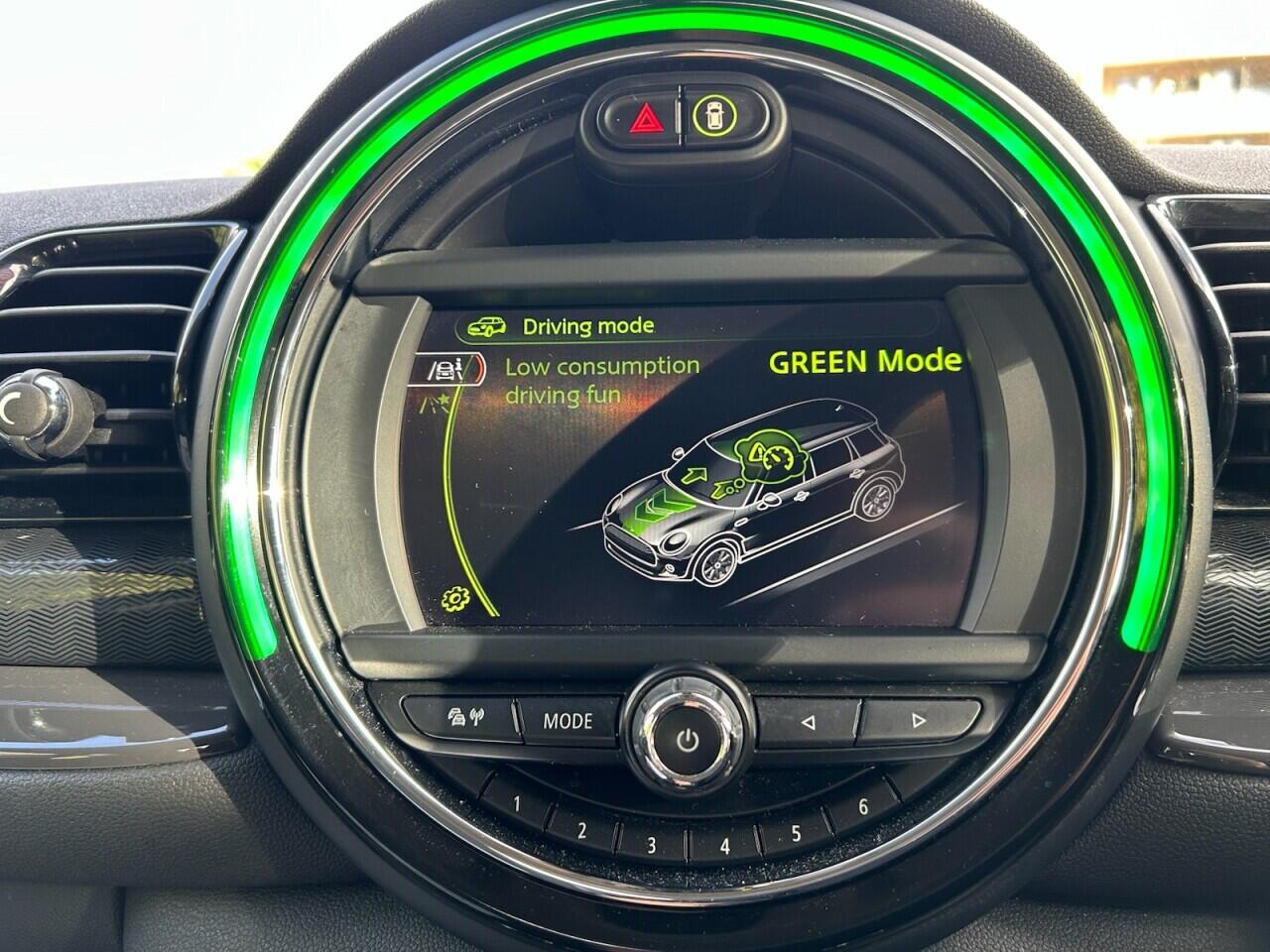 Mini Clubman view 41