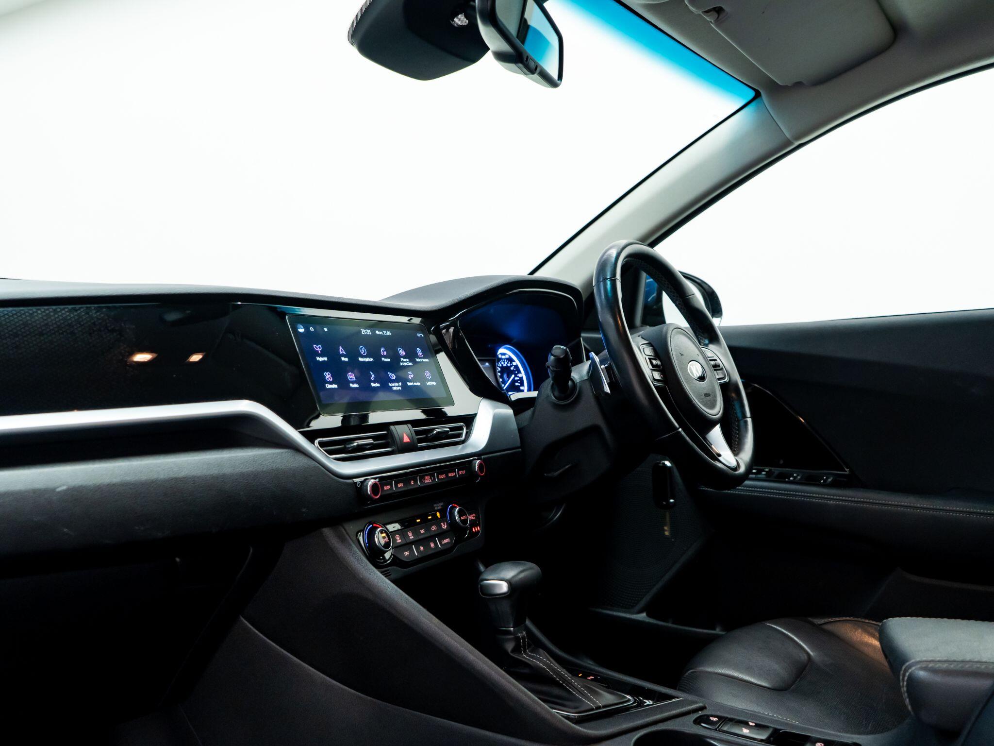 Kia Niro view 7