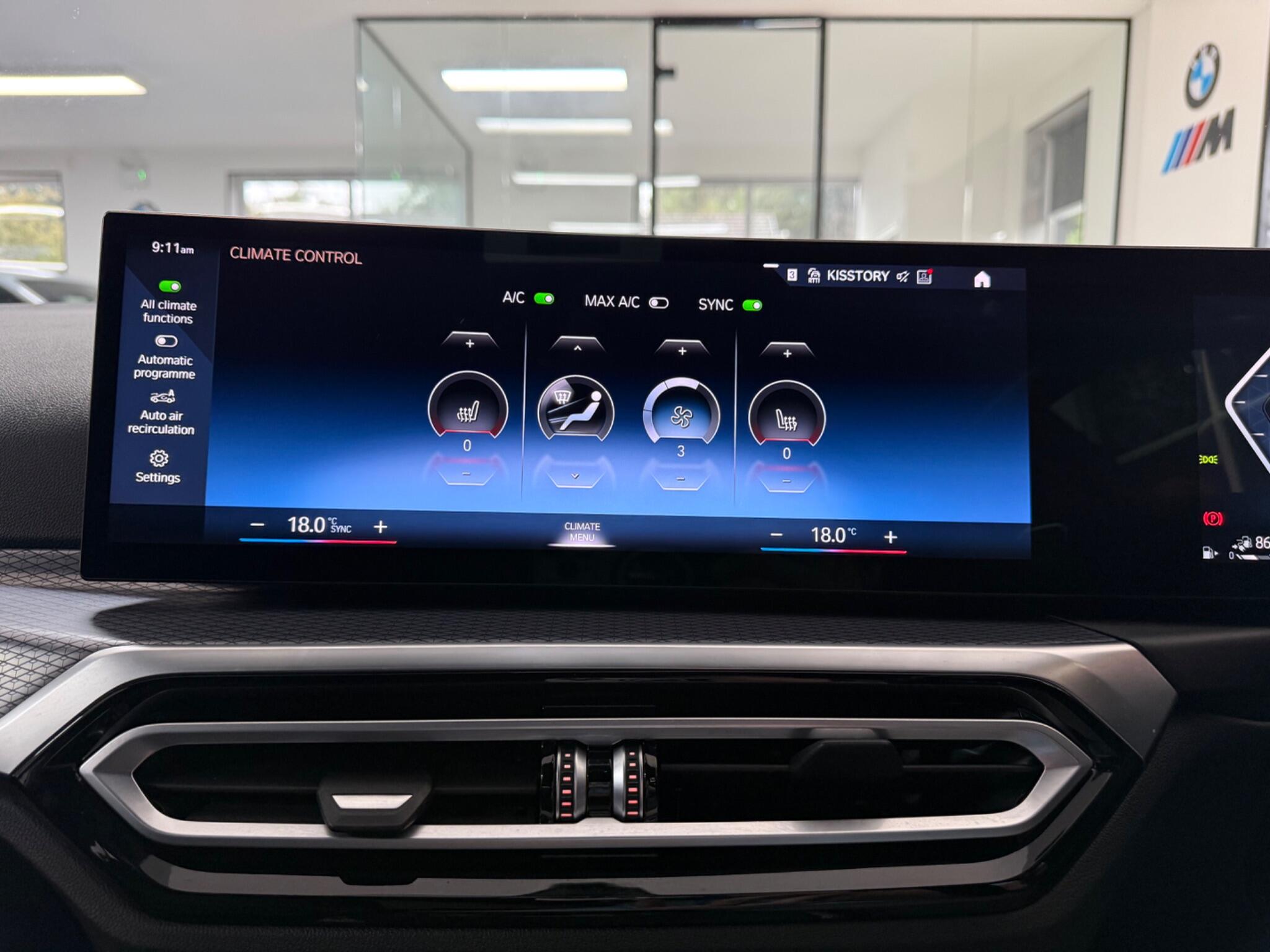 BMW 3 Series view 8