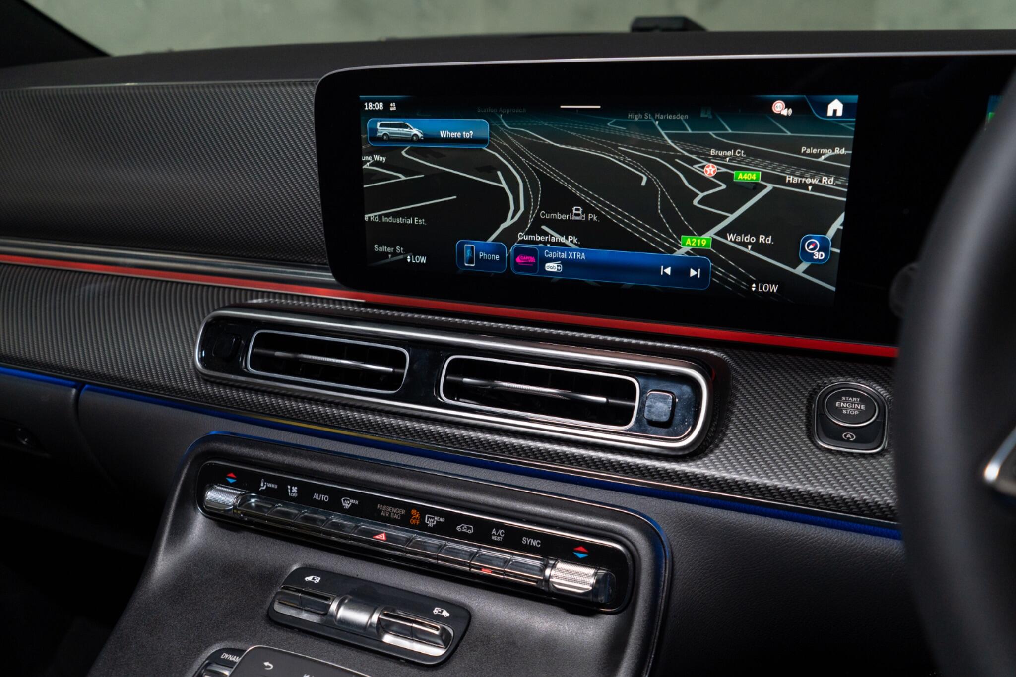 Mercedes-Benz V-Class view 30