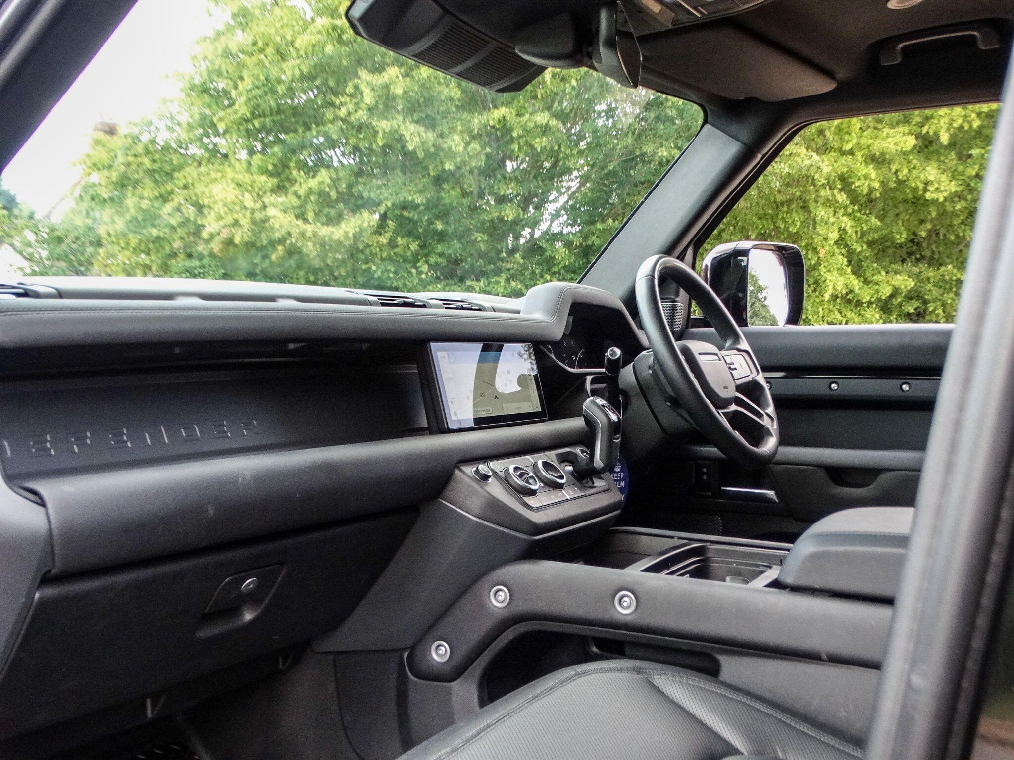 Land Rover Defender view 16