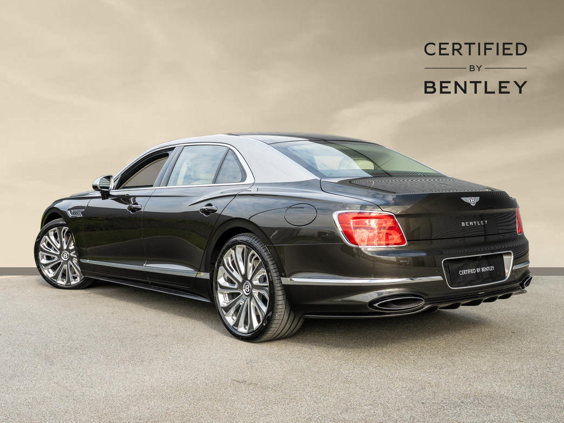 Bentley Flying Spur view 3