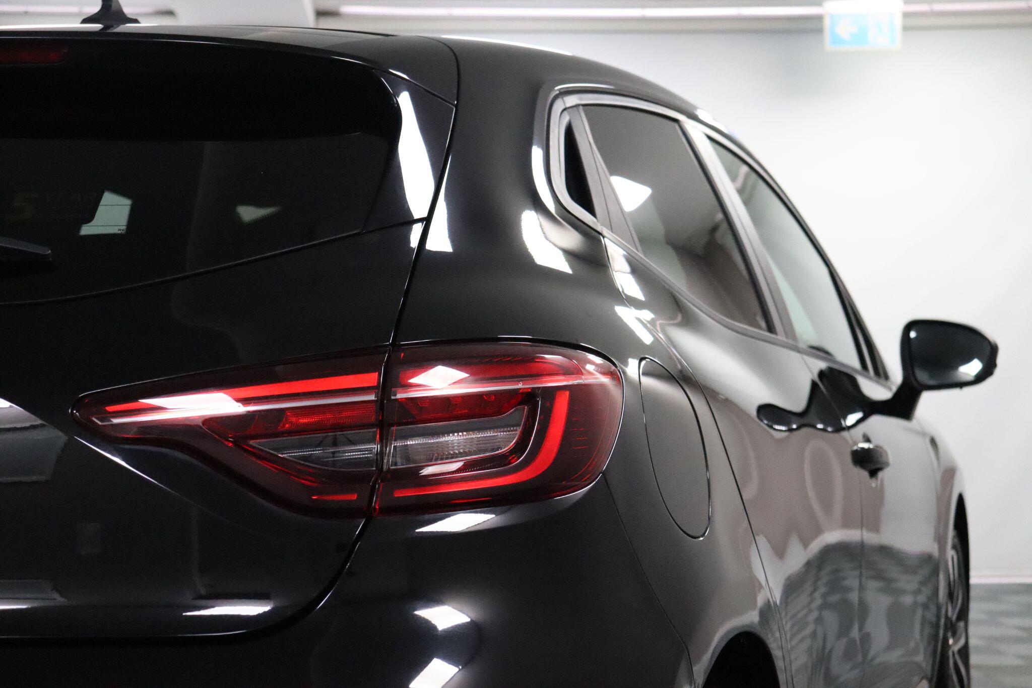 Renault Clio view 29