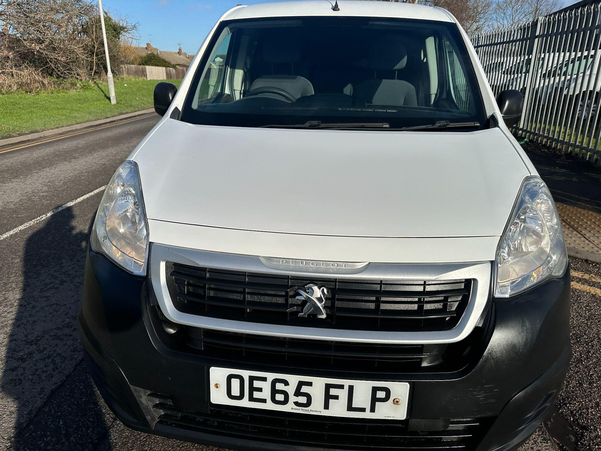 2016 Peugeot Partner 1.6 HDi S Crew Van L2 4dr • 93,298 miles image 5