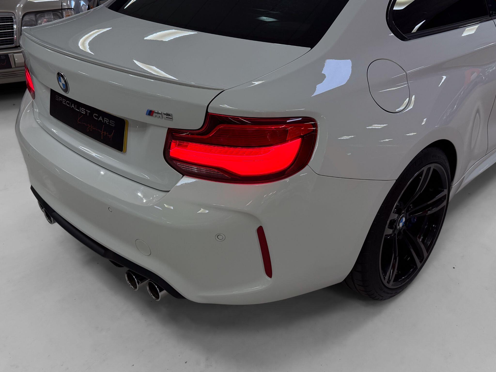 BMW M2 view 30