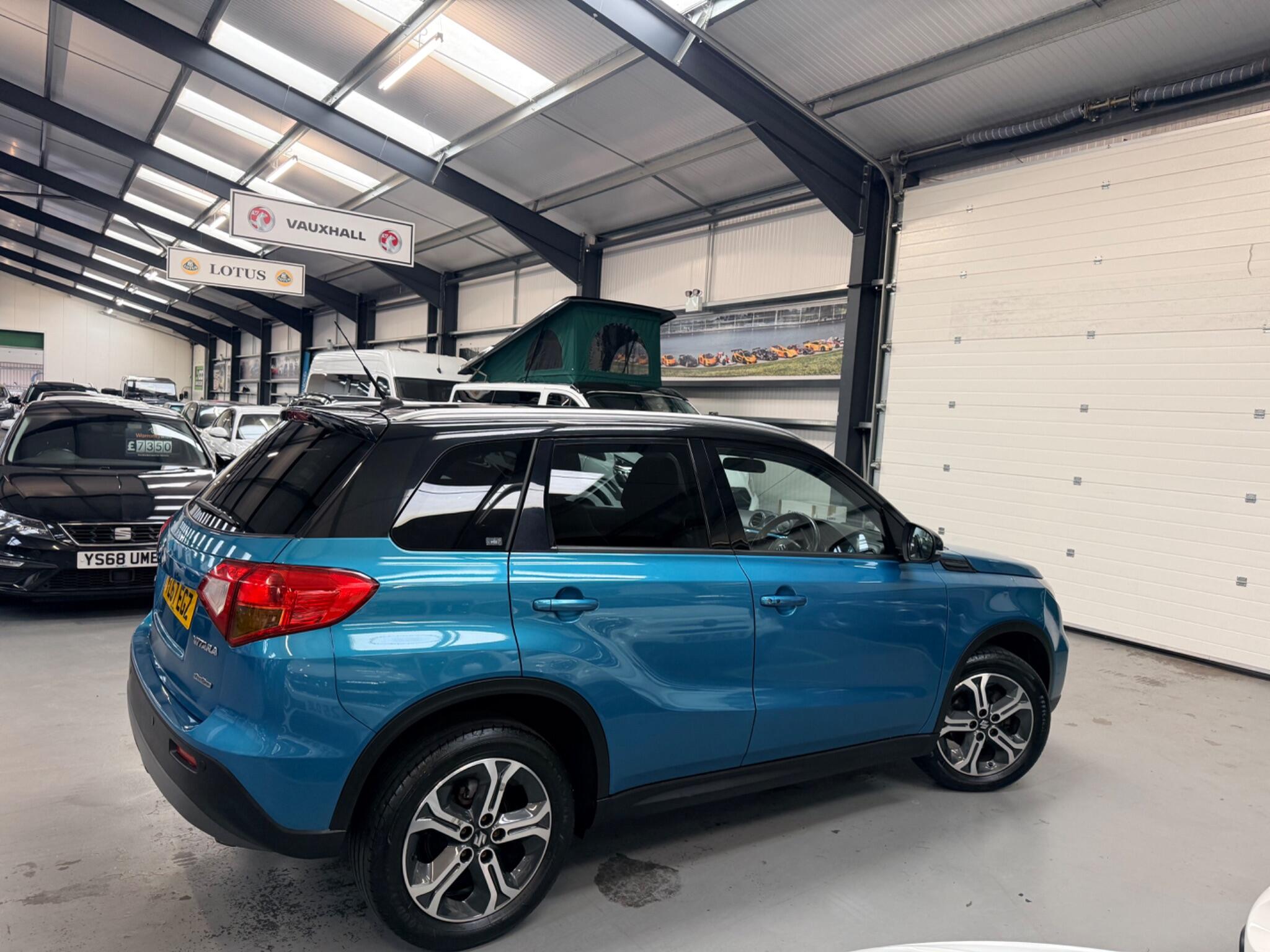 Suzuki Vitara view 16