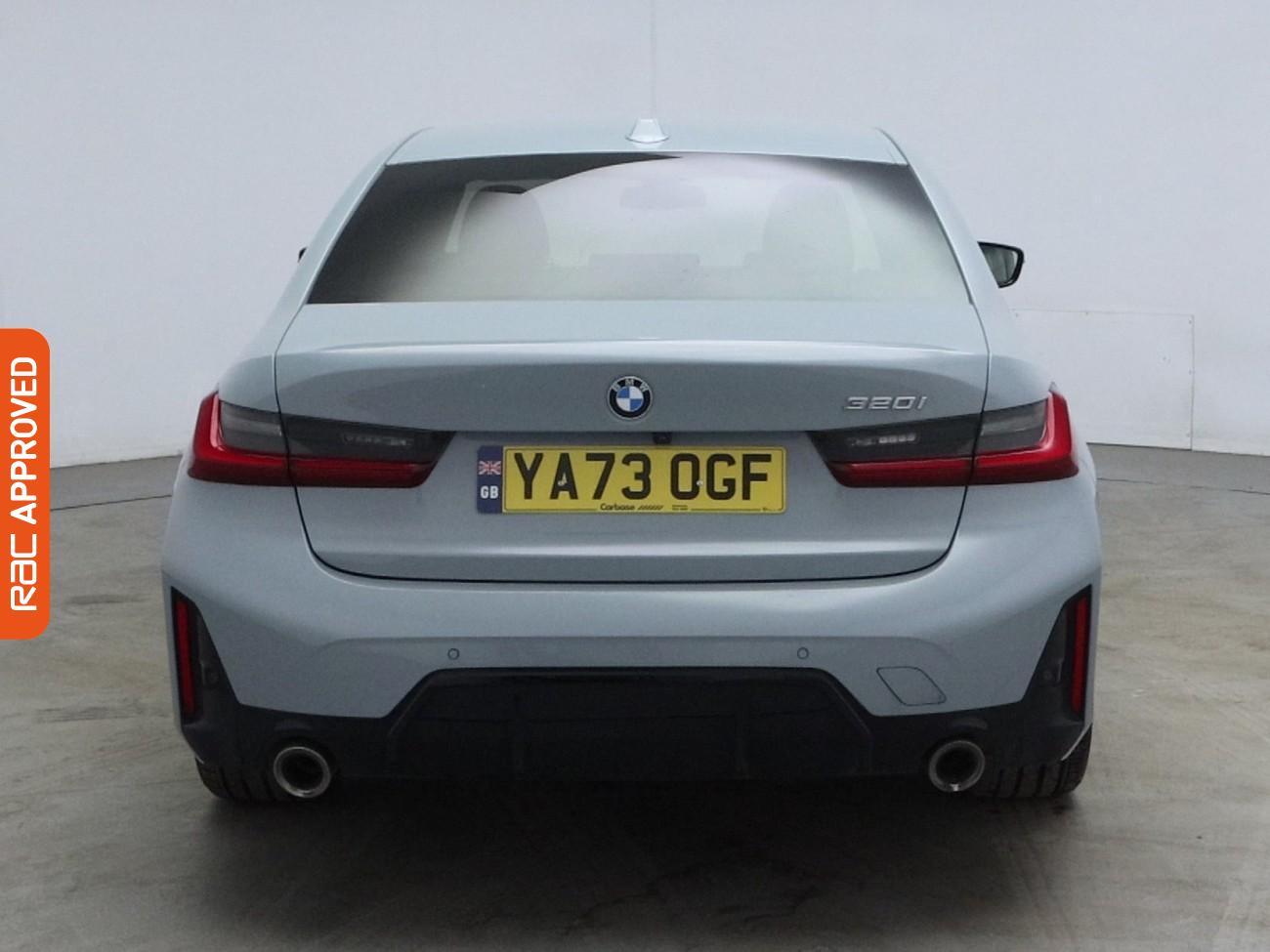 BMW 3 Series view 8