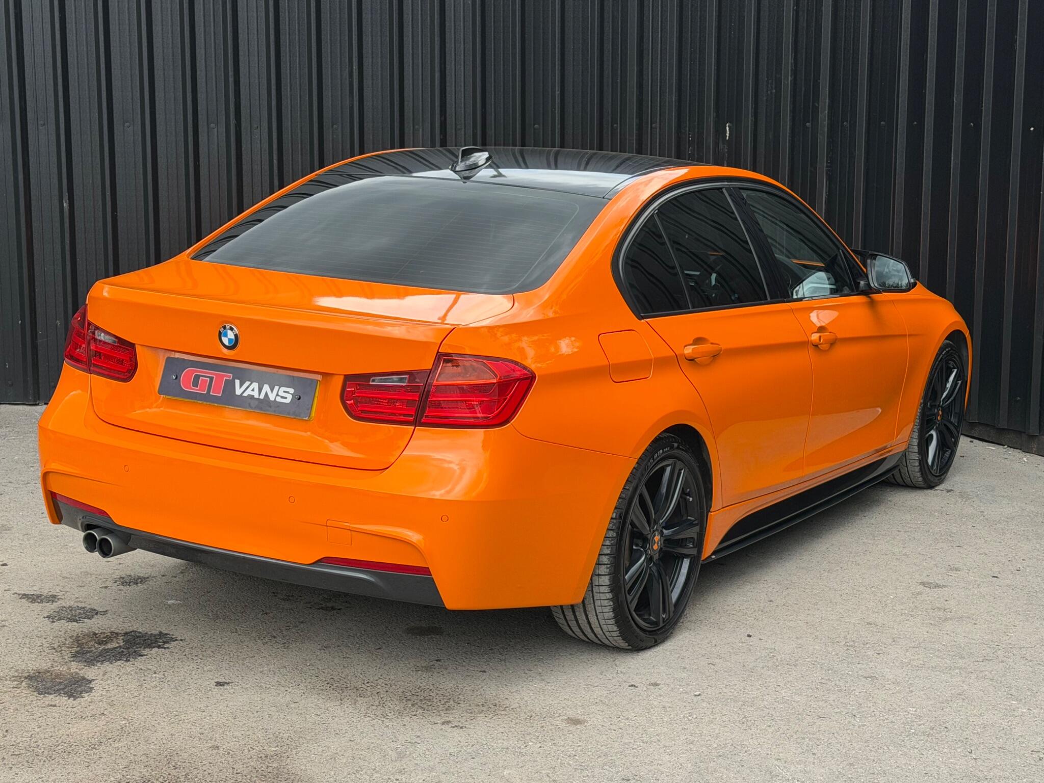 BMW 3 Series view 7
