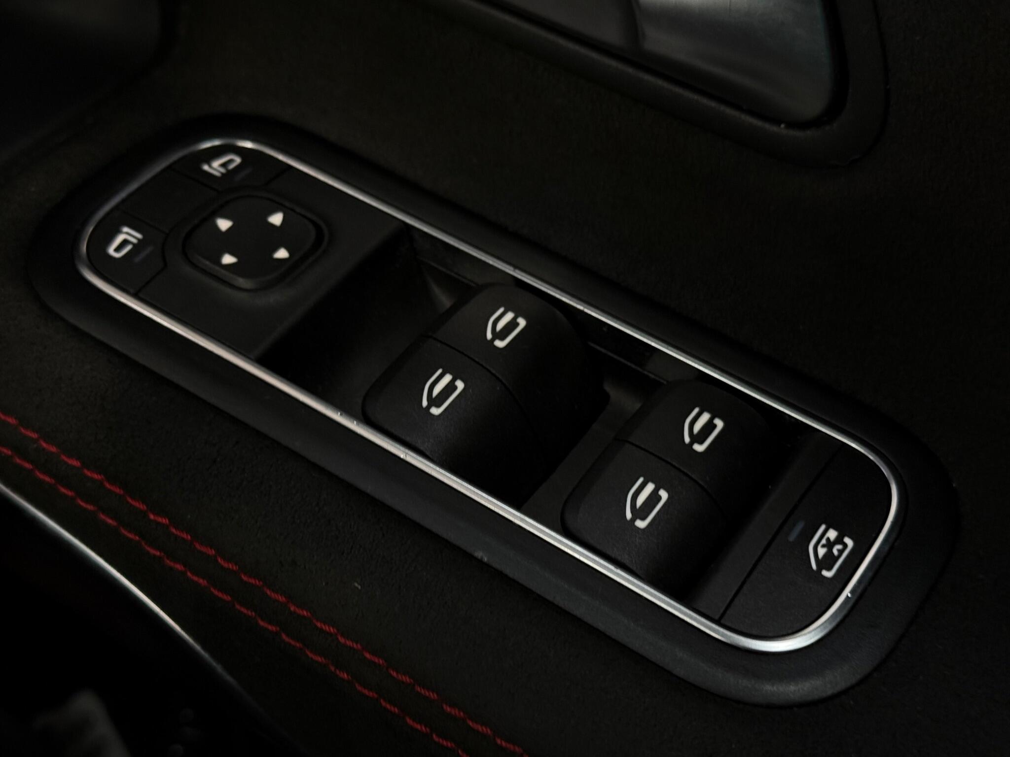 Mercedes-Benz A-Class view 19