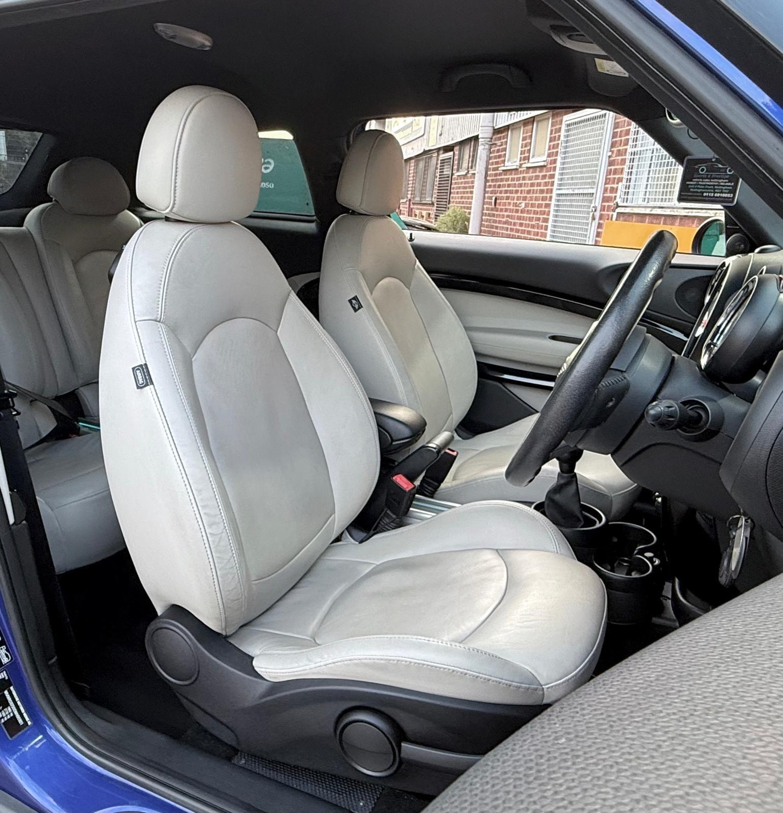 Mini Paceman view 42