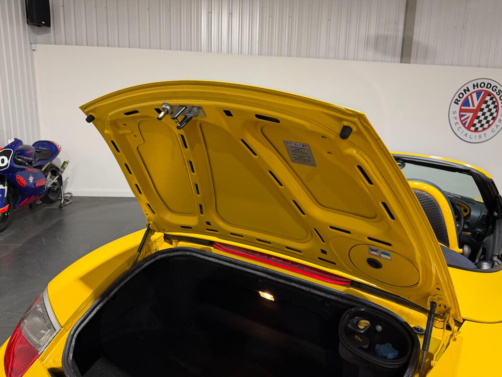 Porsche Boxster view 28