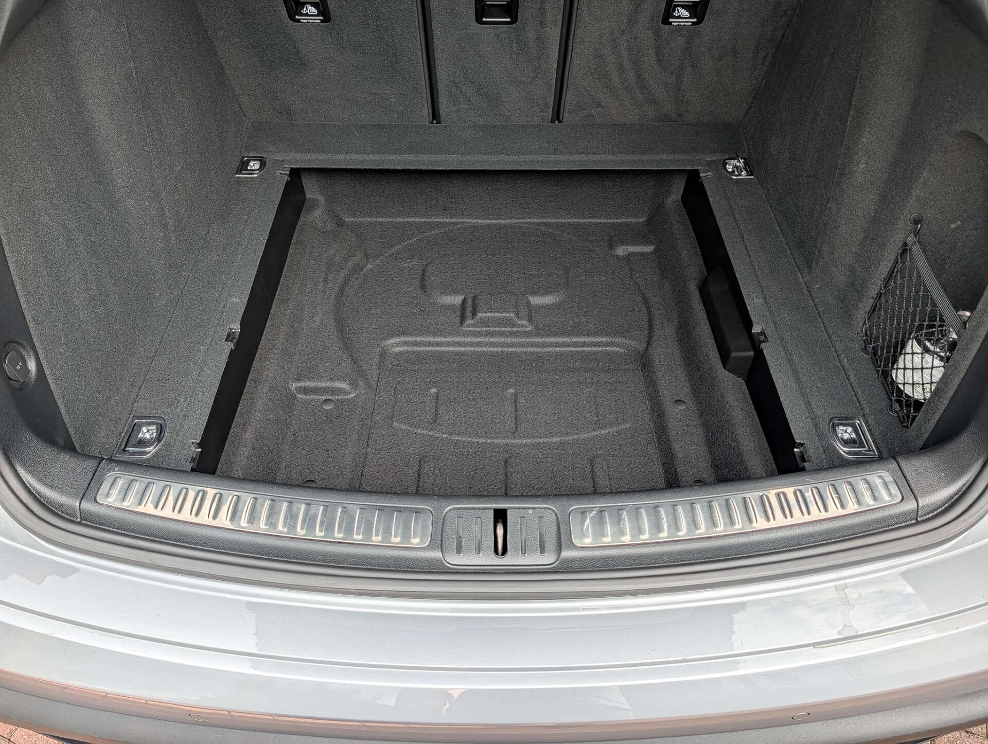 Porsche Macan view 47