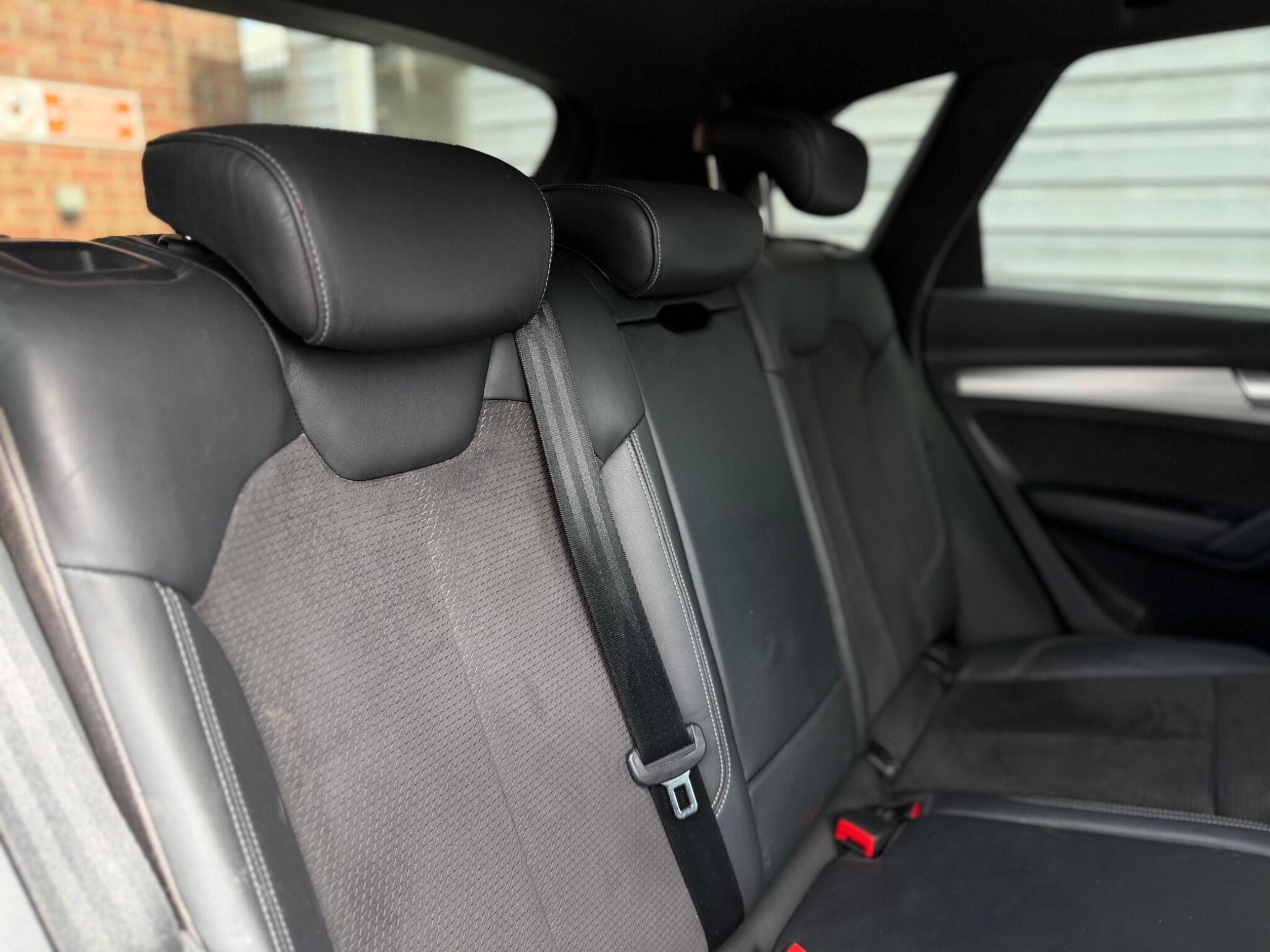 Audi Q5 view 43