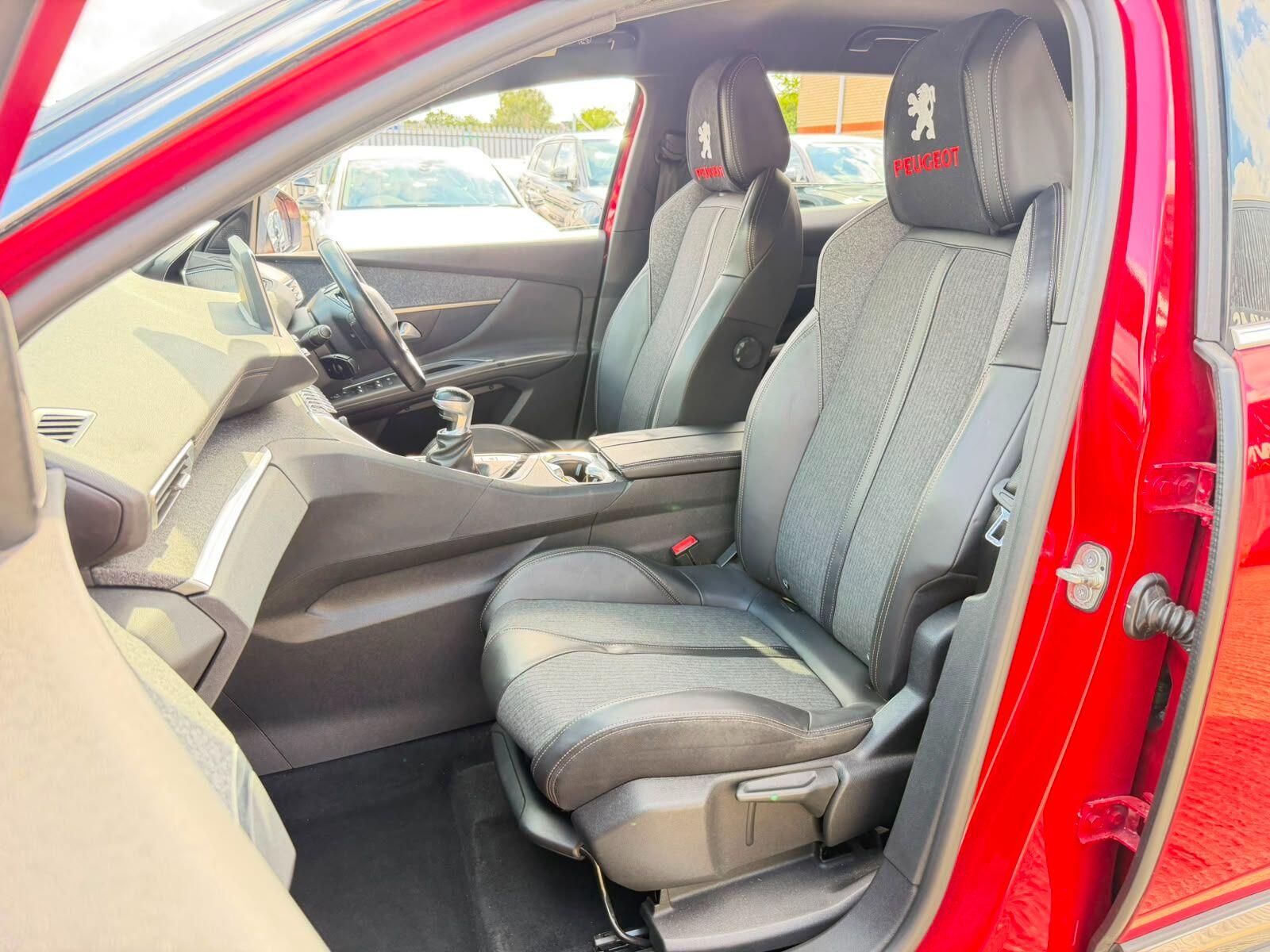 Peugeot 3008 view 29