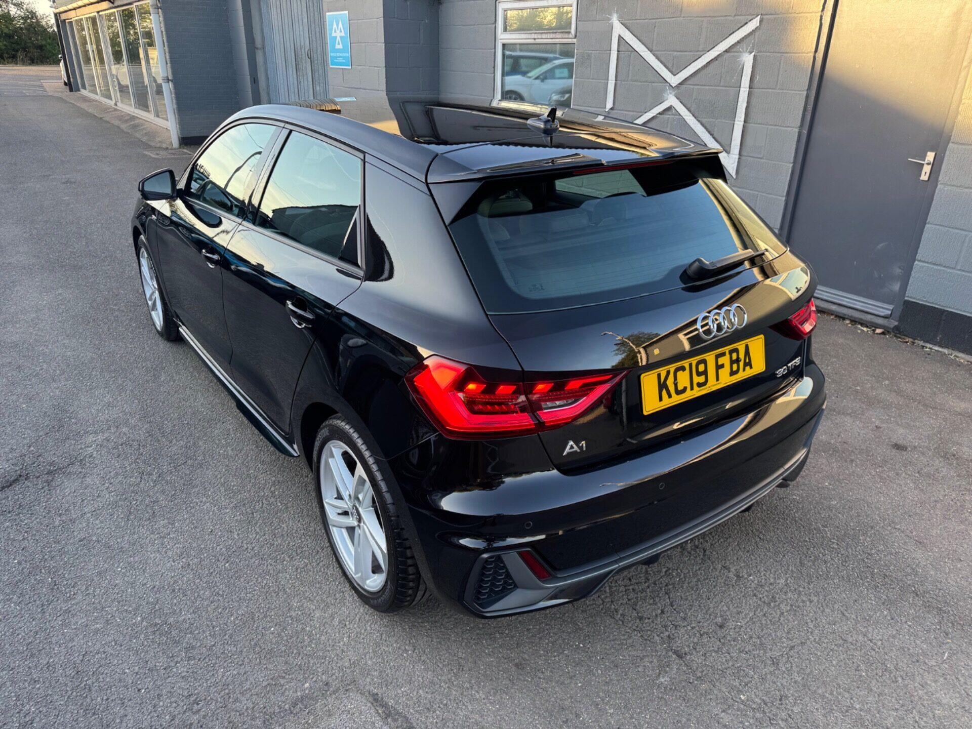 Audi A1 view 11
