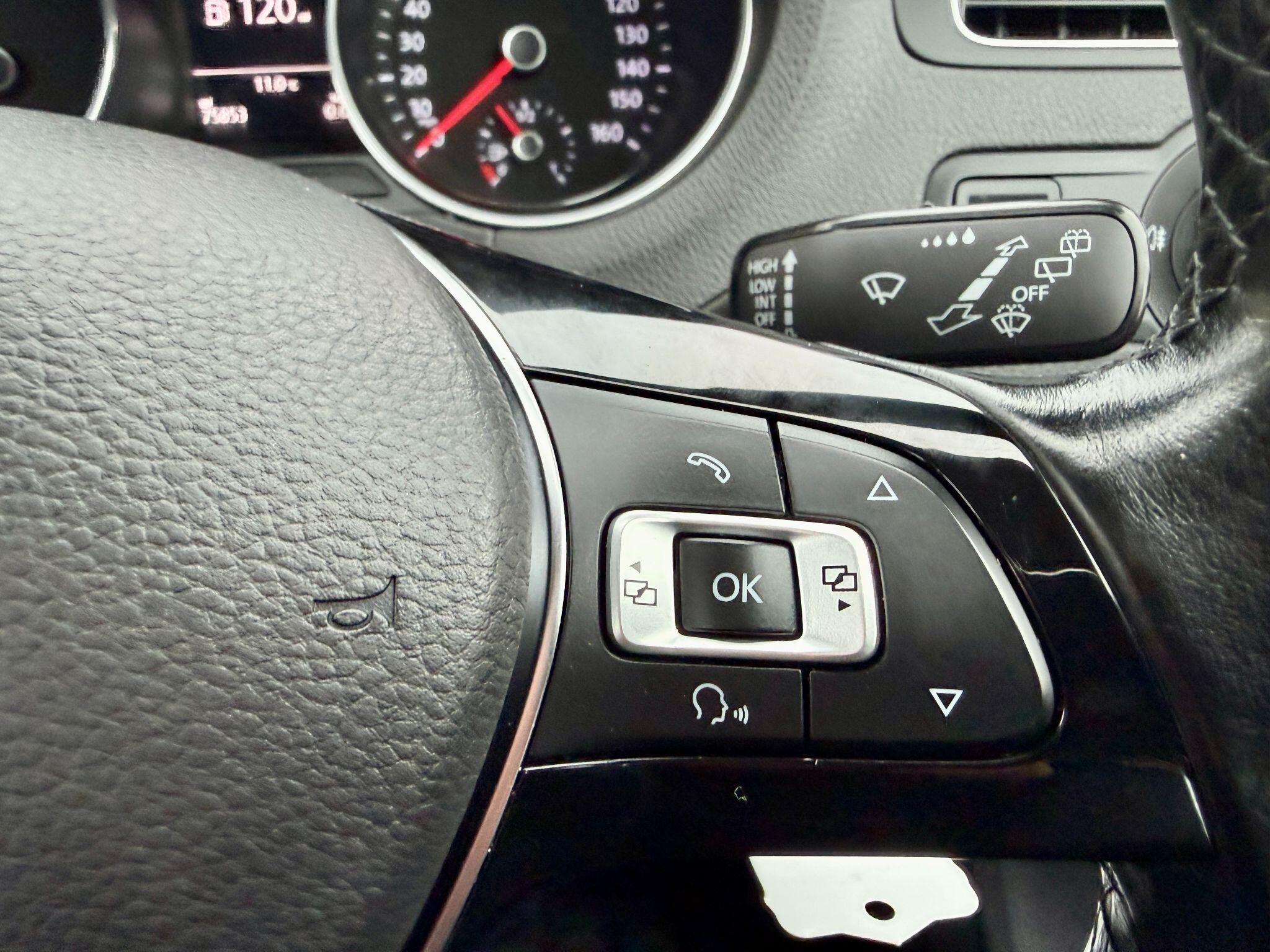 2014 Volkswagen Polo image 29