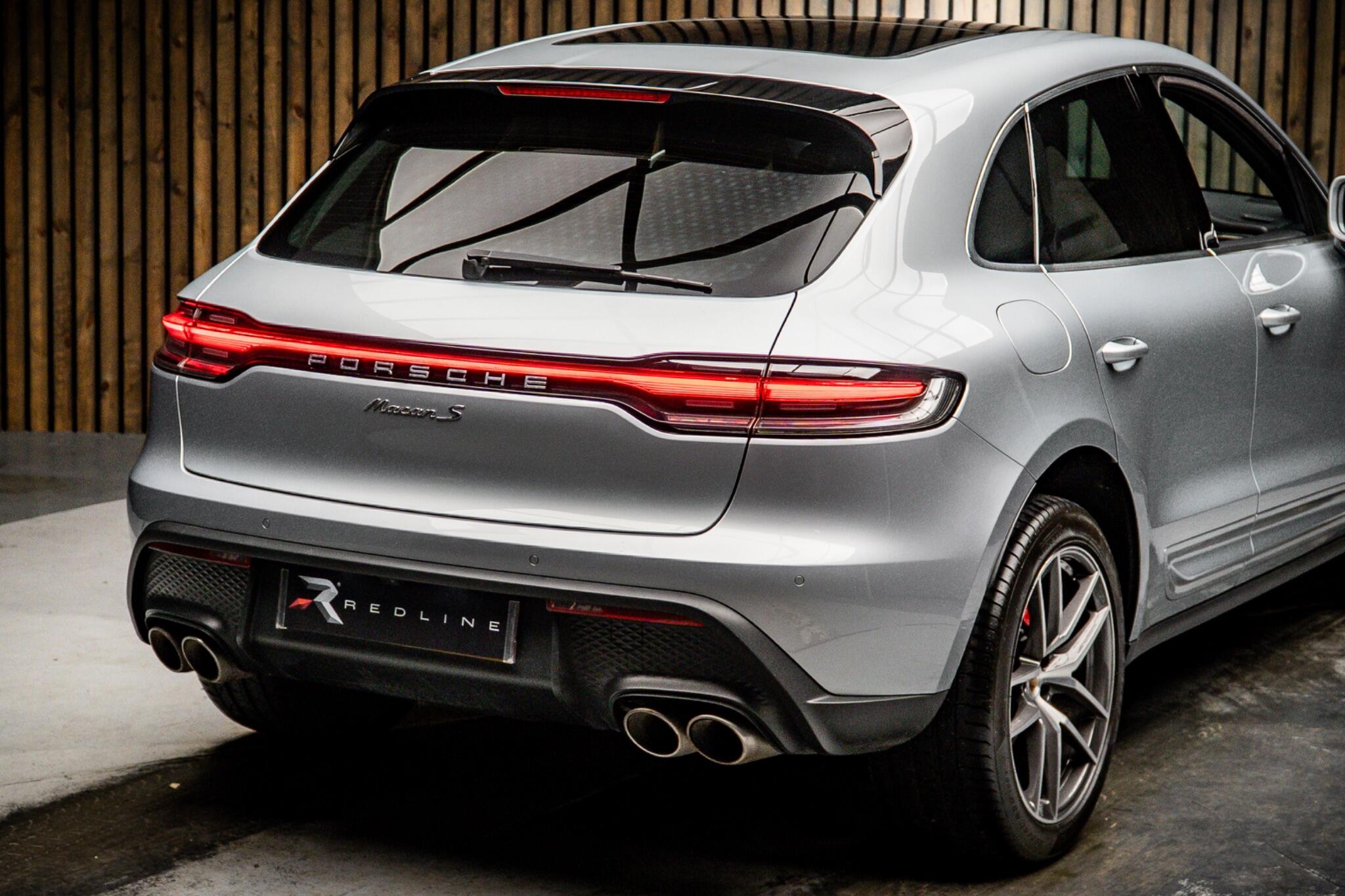 Porsche Macan view 22