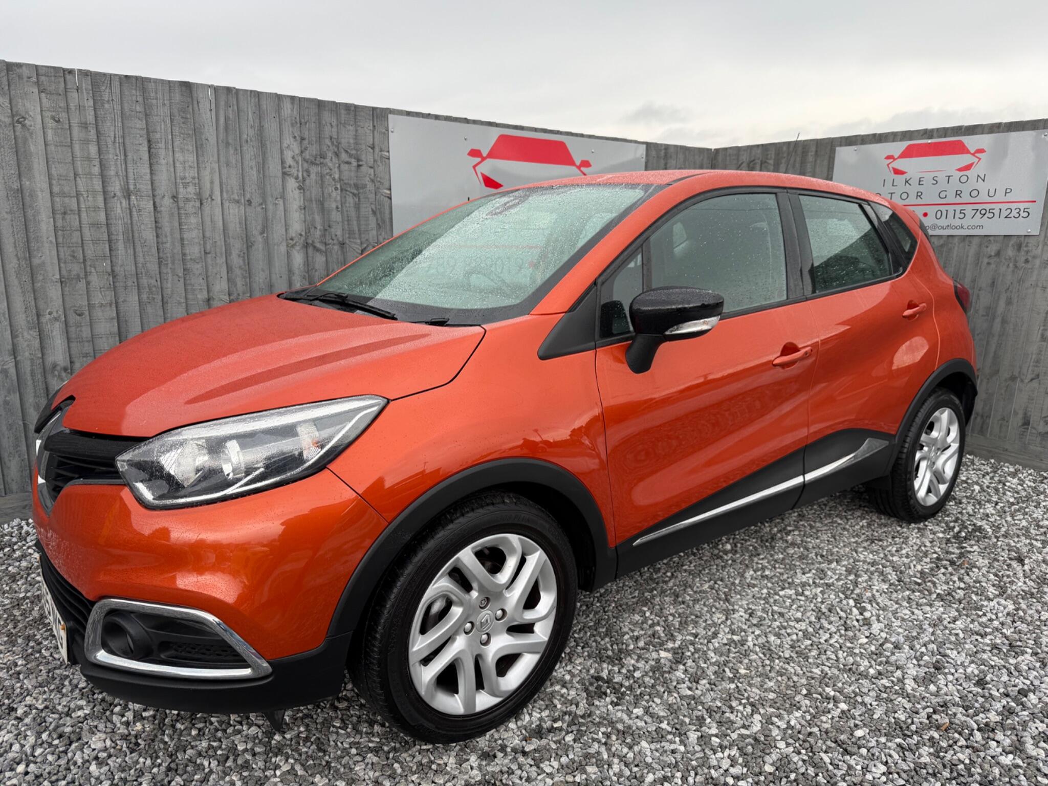 2015 Renault Captur 1.5 dCi ENERGY Dynamique Nav Euro 6 (s/s) 5dr • 90,890 miles image 1