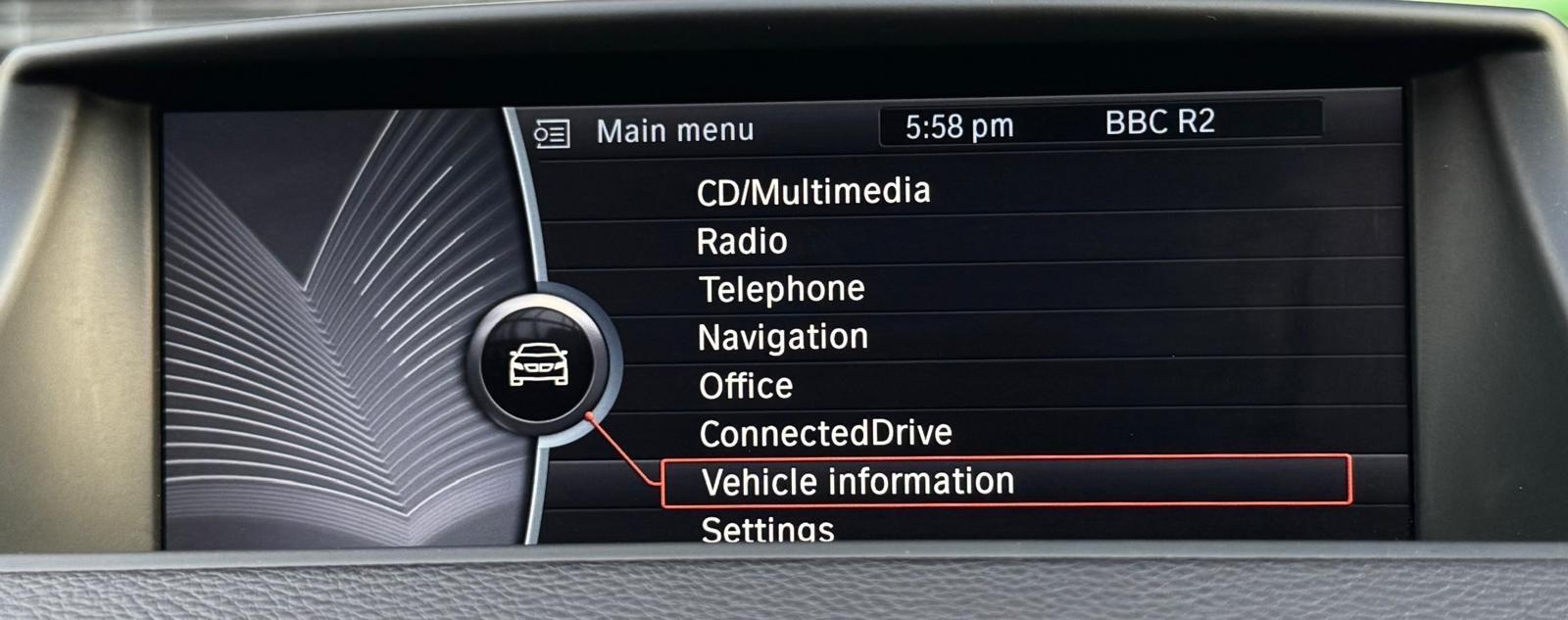 BMW 1 Series view 40