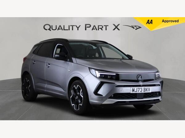 Grey 2023 Vauxhall Grandland Hatchback Front-wheel drive Manual