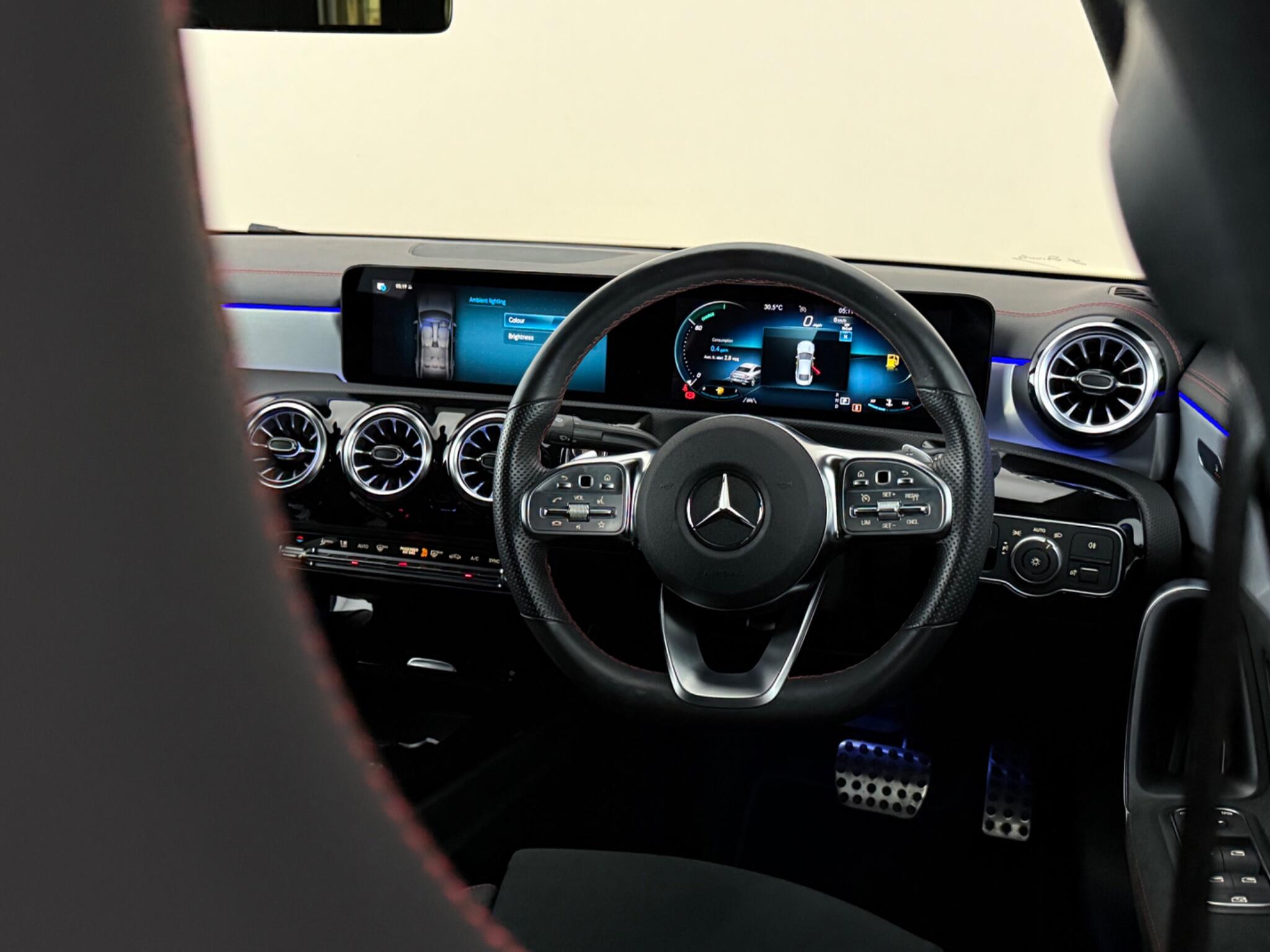 Mercedes-Benz CLA view 13