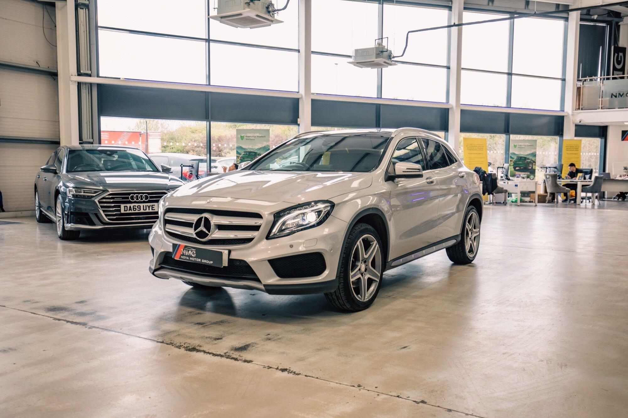 Mercedes-Benz Gla view 26
