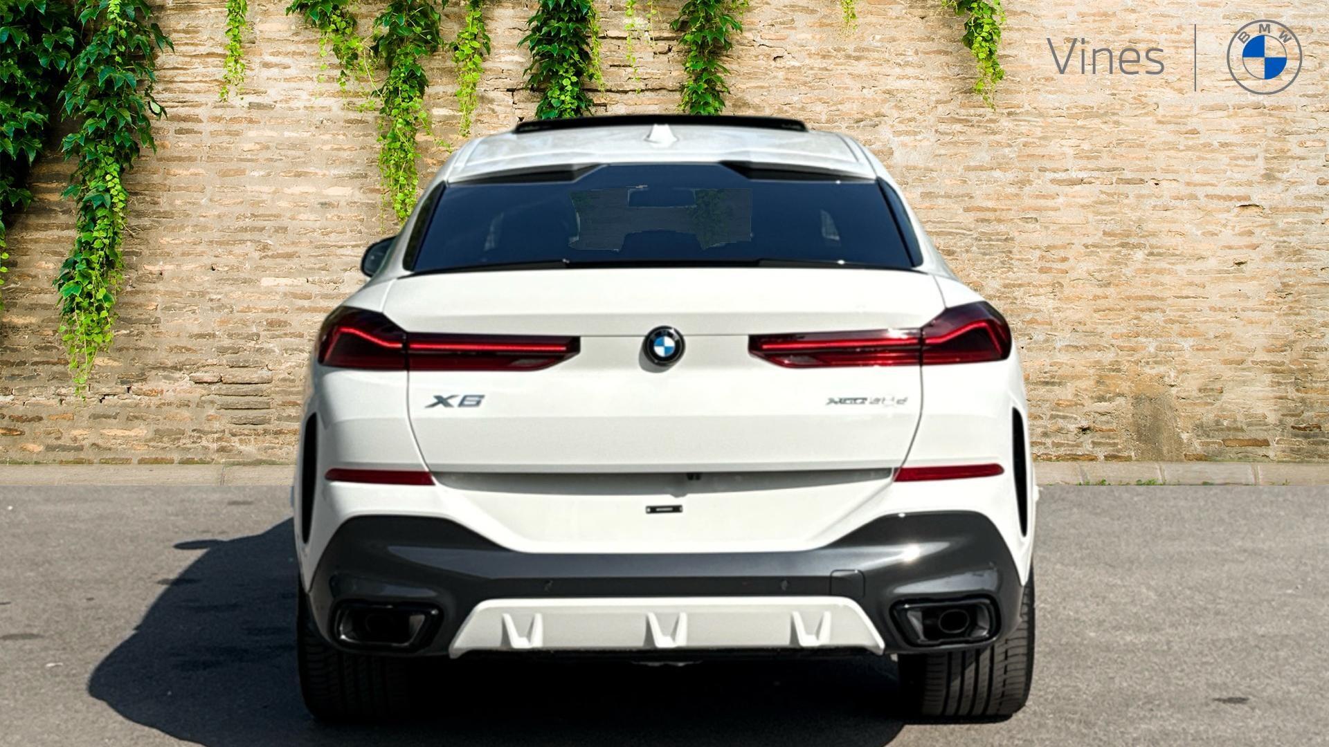 BMW X6 view 15