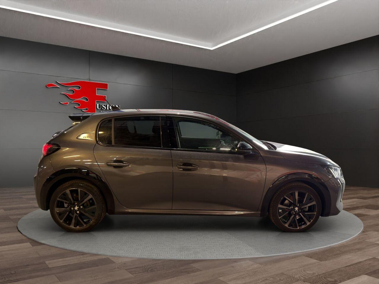 Peugeot 208 view 7