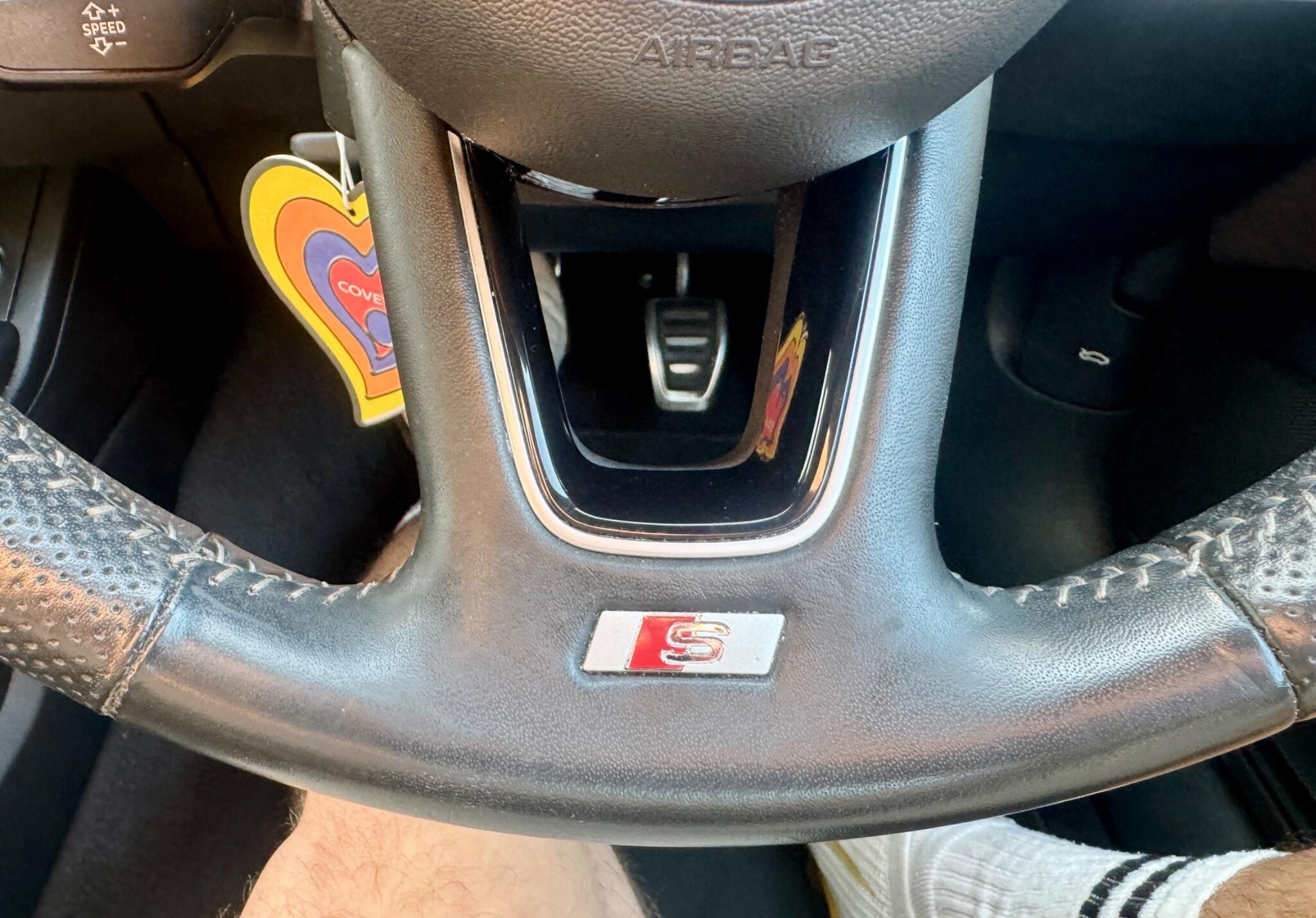 Audi A4 view 87