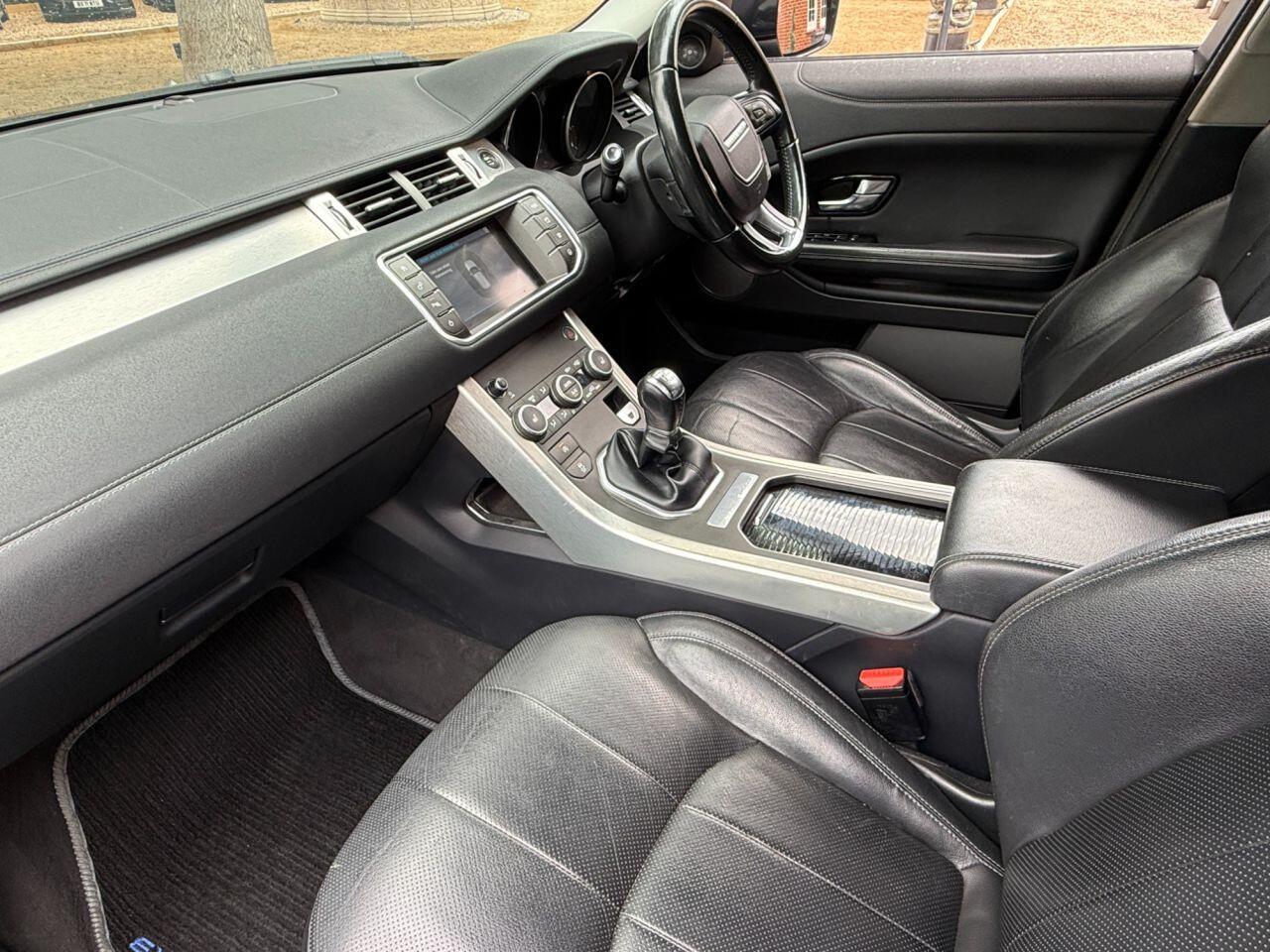 Land Rover Range Rover Evoque view 8
