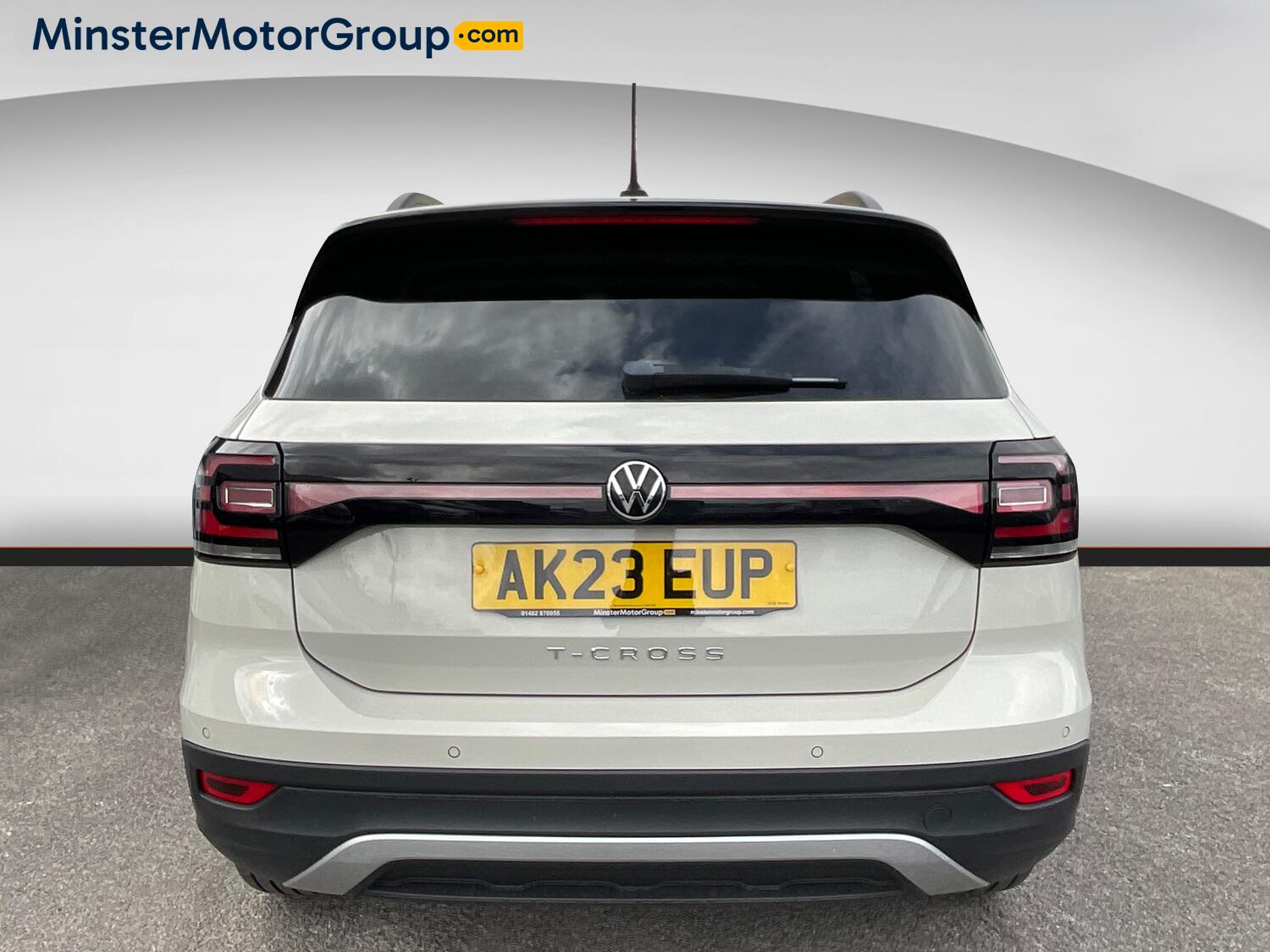 Volkswagen T-Cross view 3