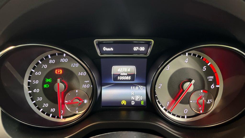 Mercedes-Benz Gla view 7