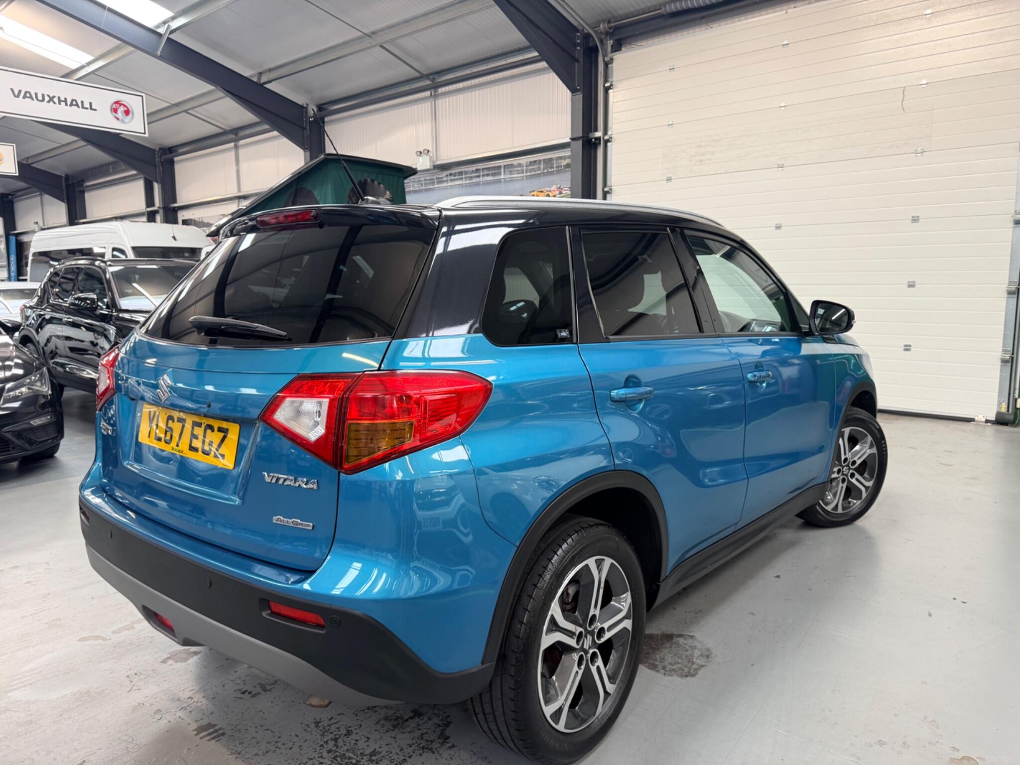 Suzuki Vitara view 17