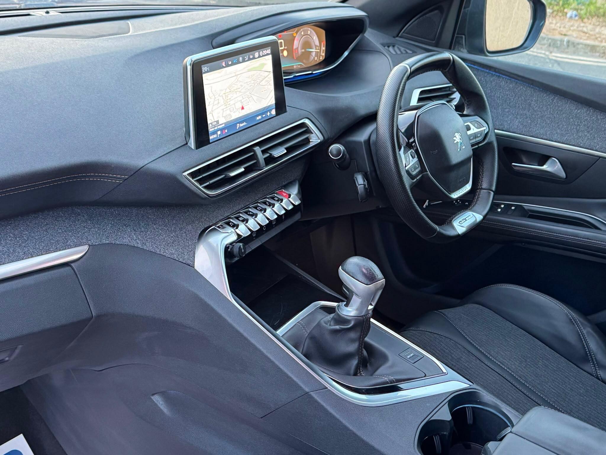 Peugeot 3008 view 15