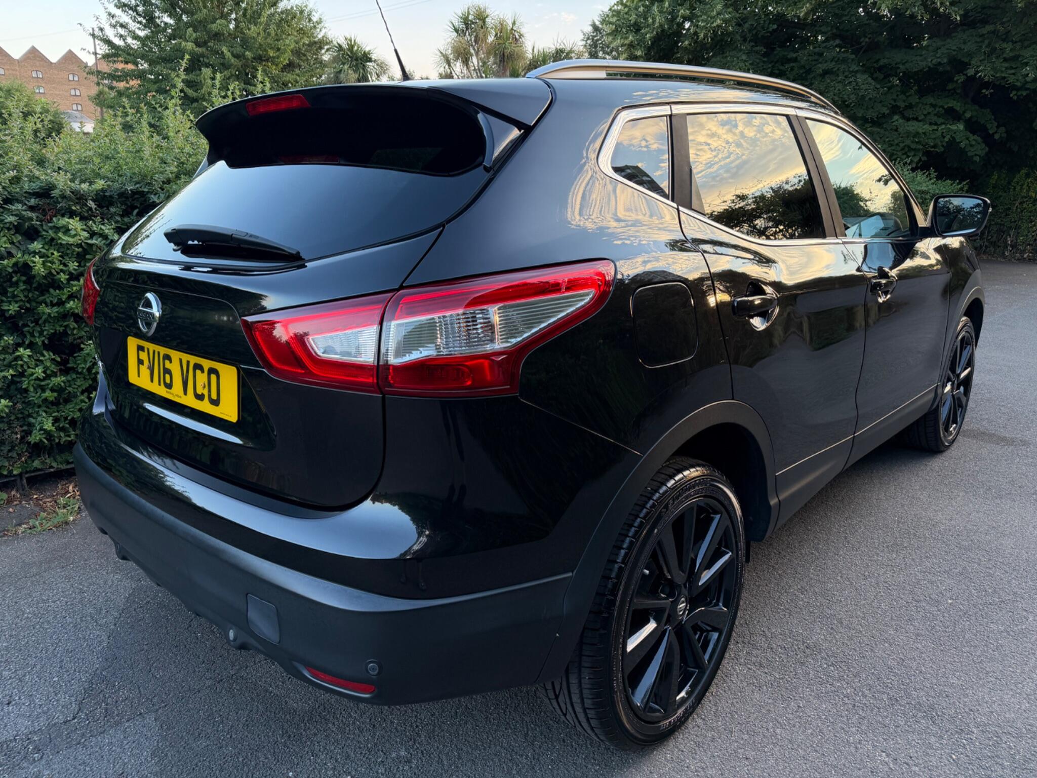 Nissan Qashqai view 14