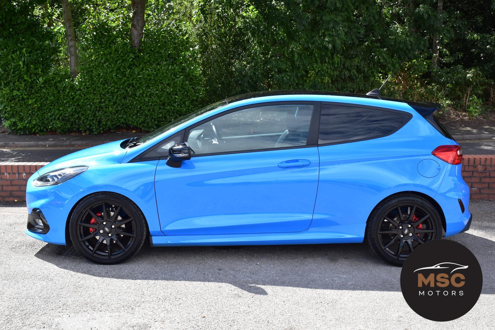 Ford Fiesta view 9