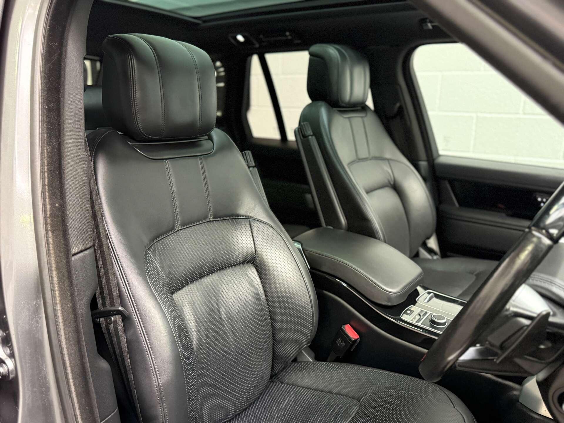 Land Rover Range Rover view 15