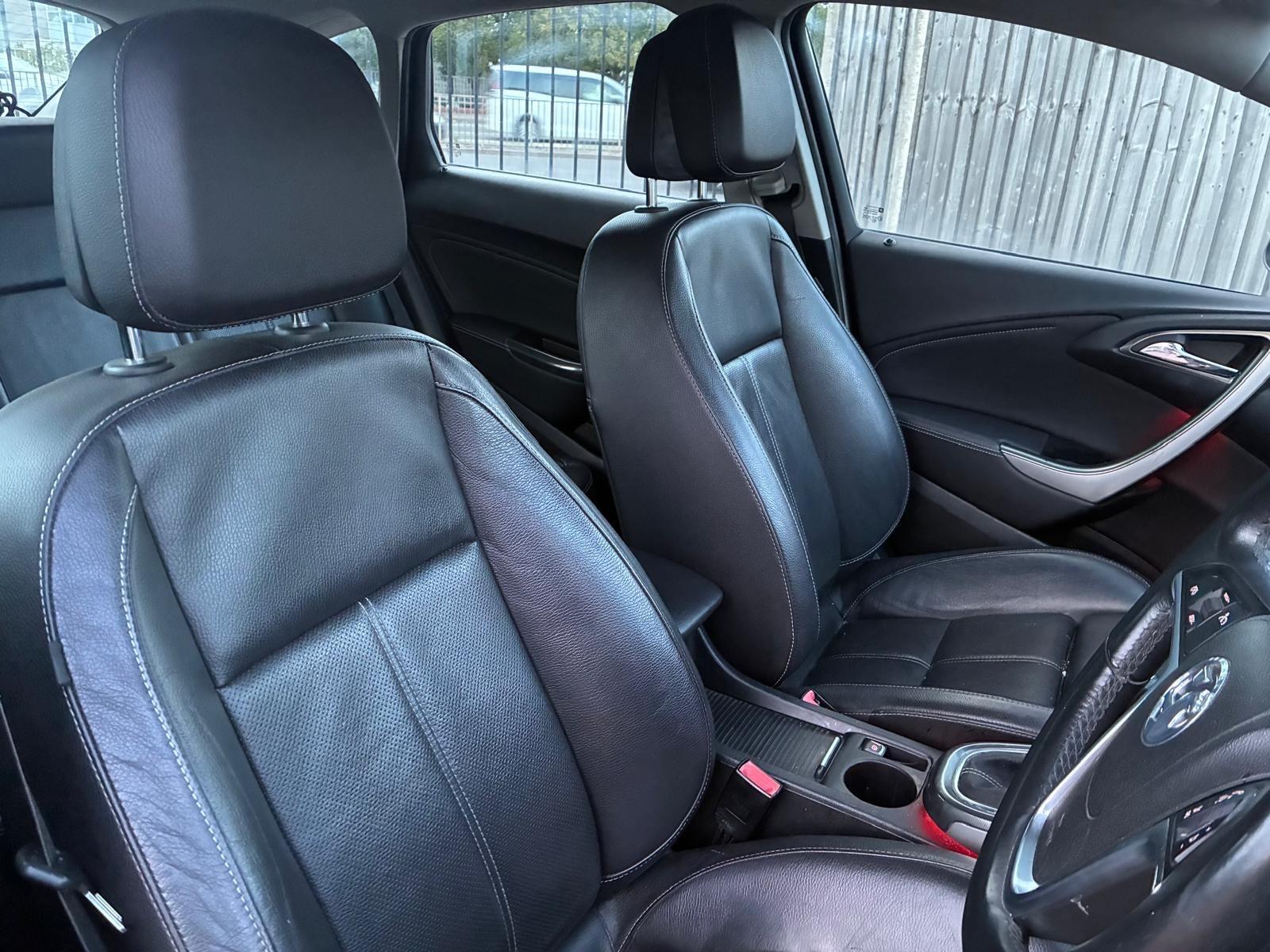 Vauxhall Astra view 12