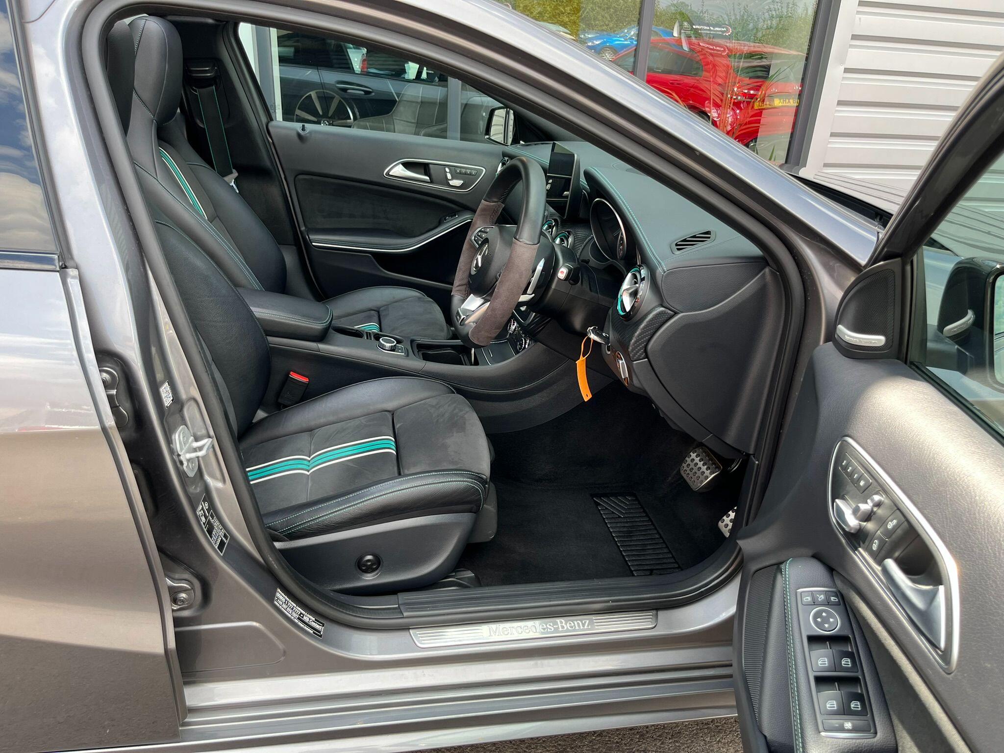 Mercedes-Benz A Class view 9