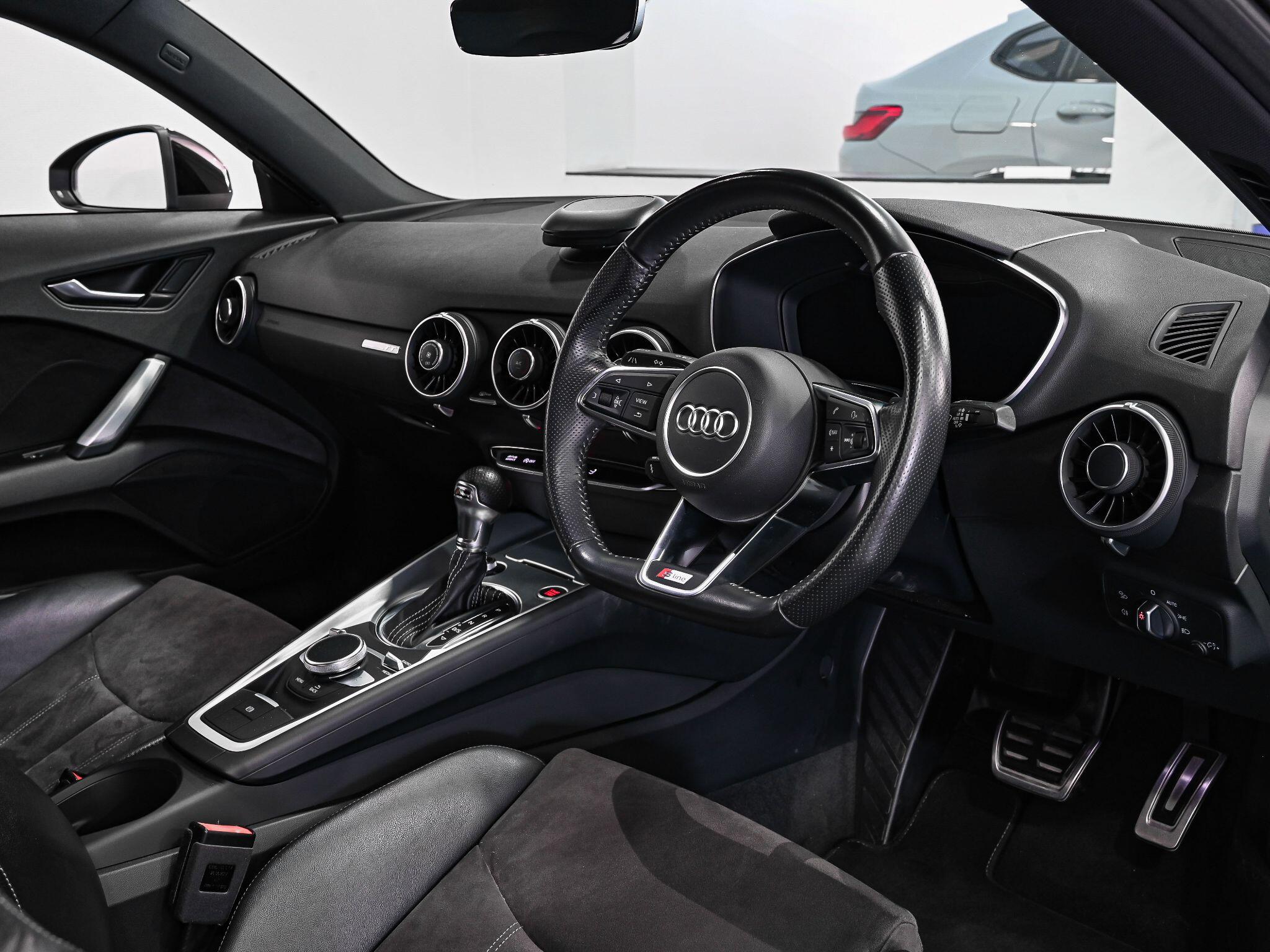 Audi TT view 2